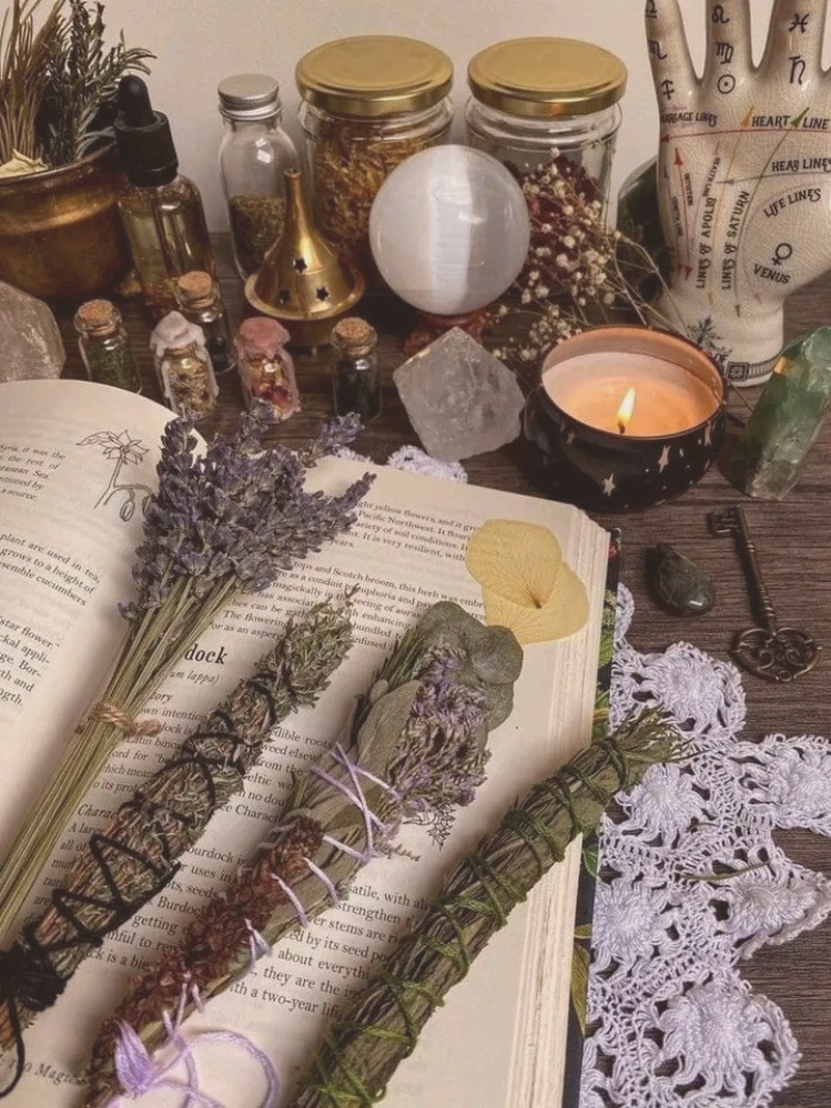 🌿Herbs as Magic ✦ Folk Hoodoo, Teas & Tinctures