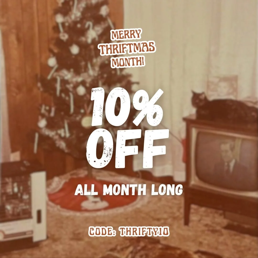 IT&rsquo;S A THRIFTMAS MIRACLE! Enjoy 10% off everything all December long. Thrifting for the holidays keeps the planet merry, giving pre-loved pieces new life instead of adding to the holiday waste pile (and we hate waste ✨) happy shopping, and merr