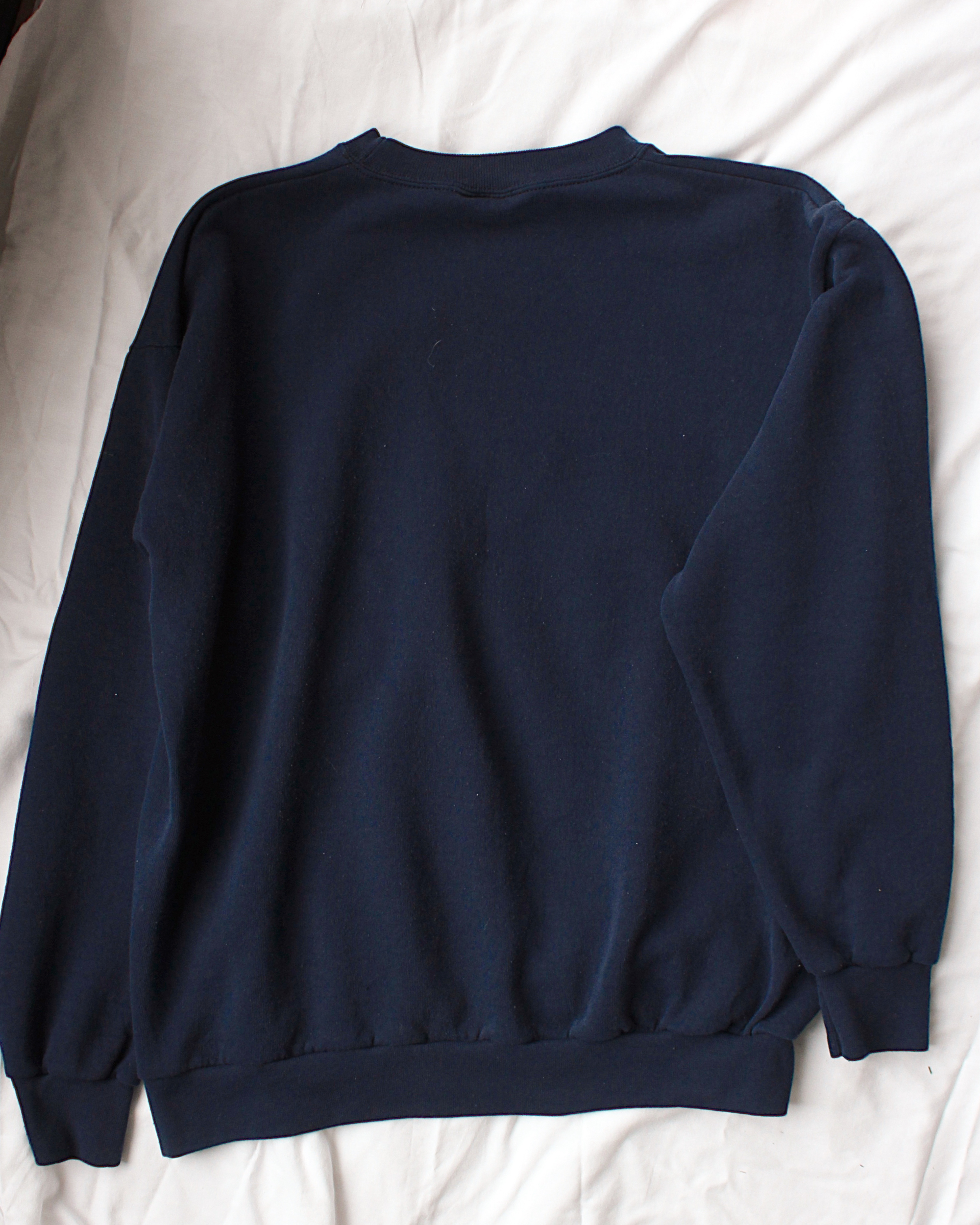 Snowglobe Village Pullover8.png