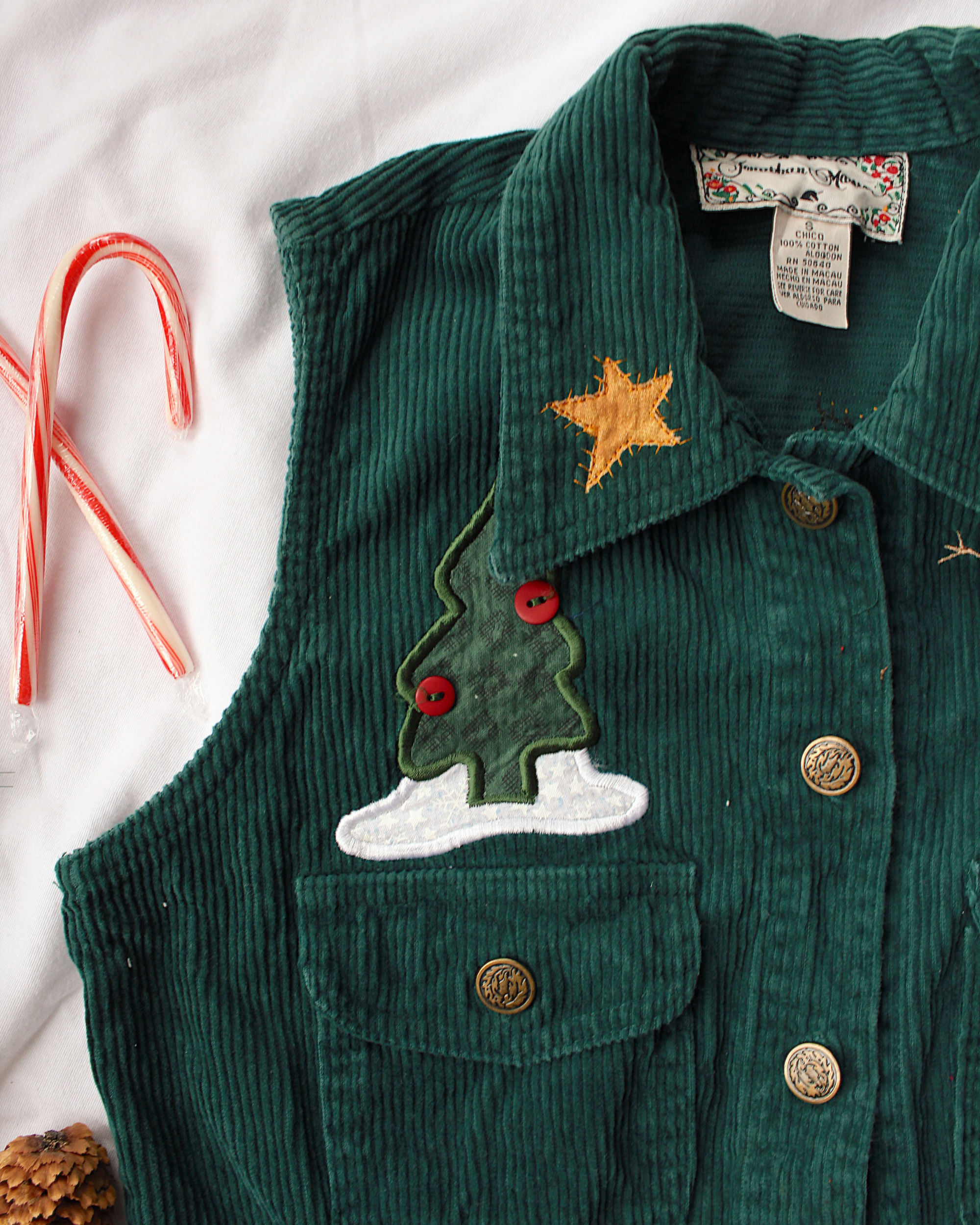 Storybook Vest - Kids Small8.png