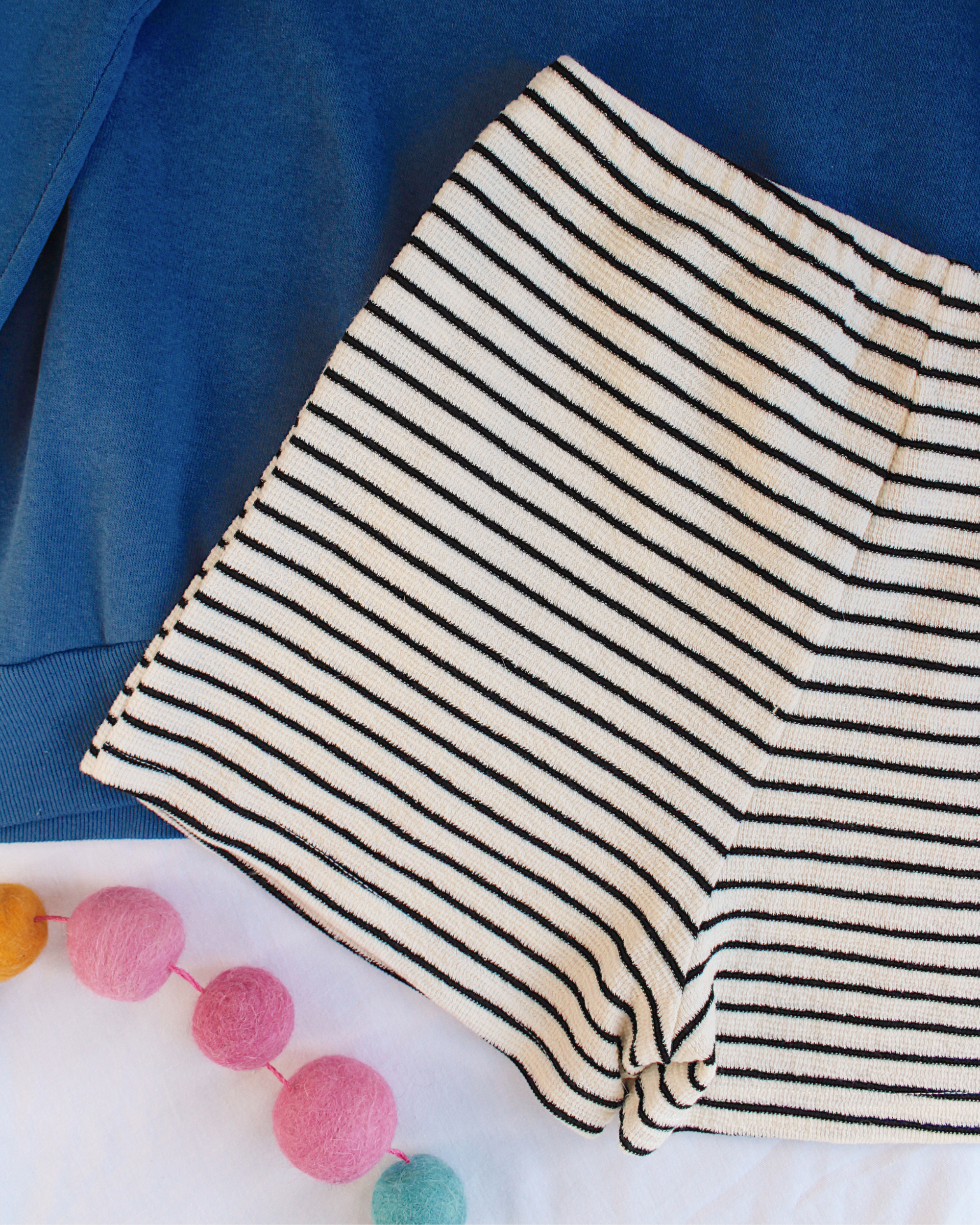 Lazy Day Shorts - Small35.png