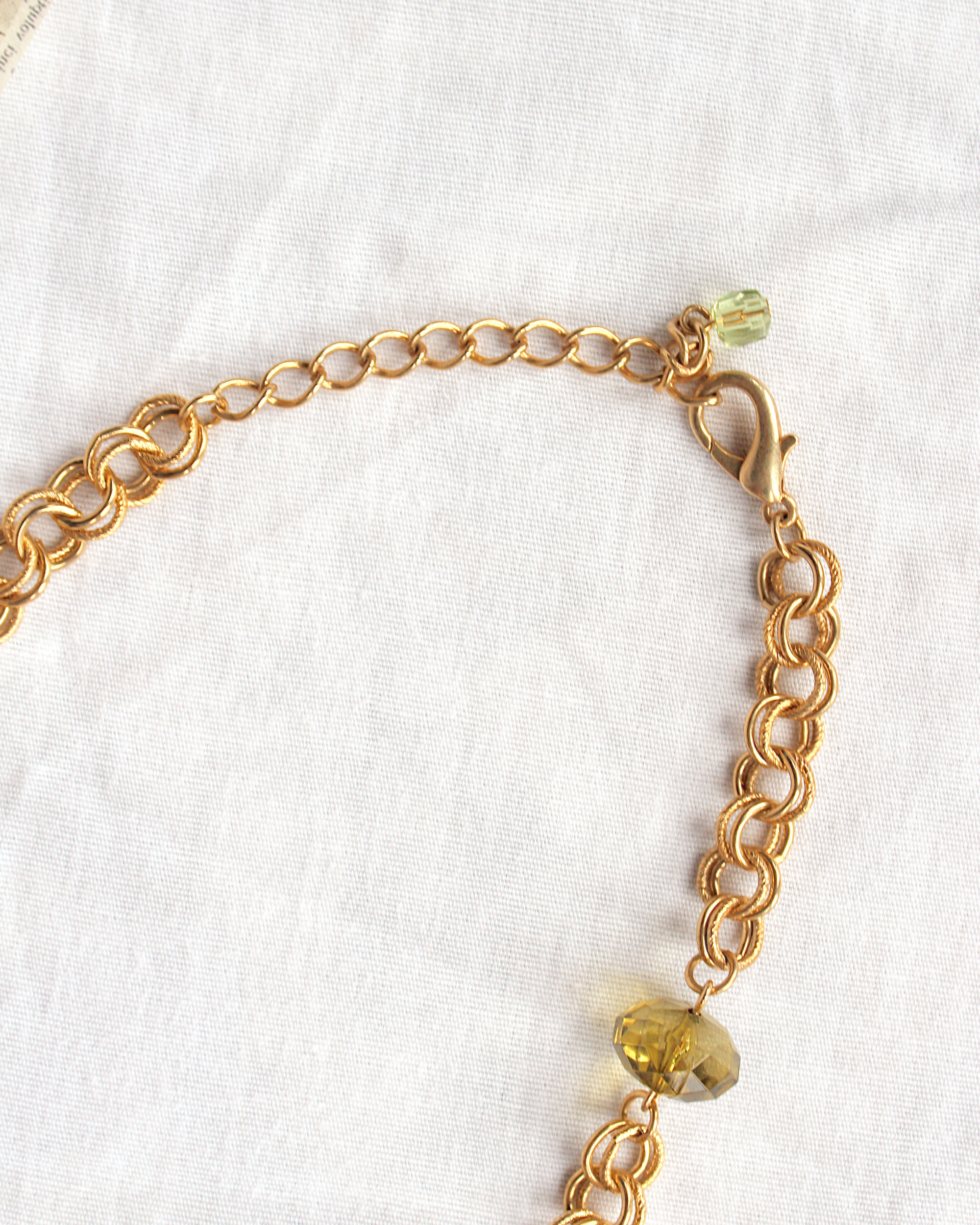 Emerald Moon Necklace7.png