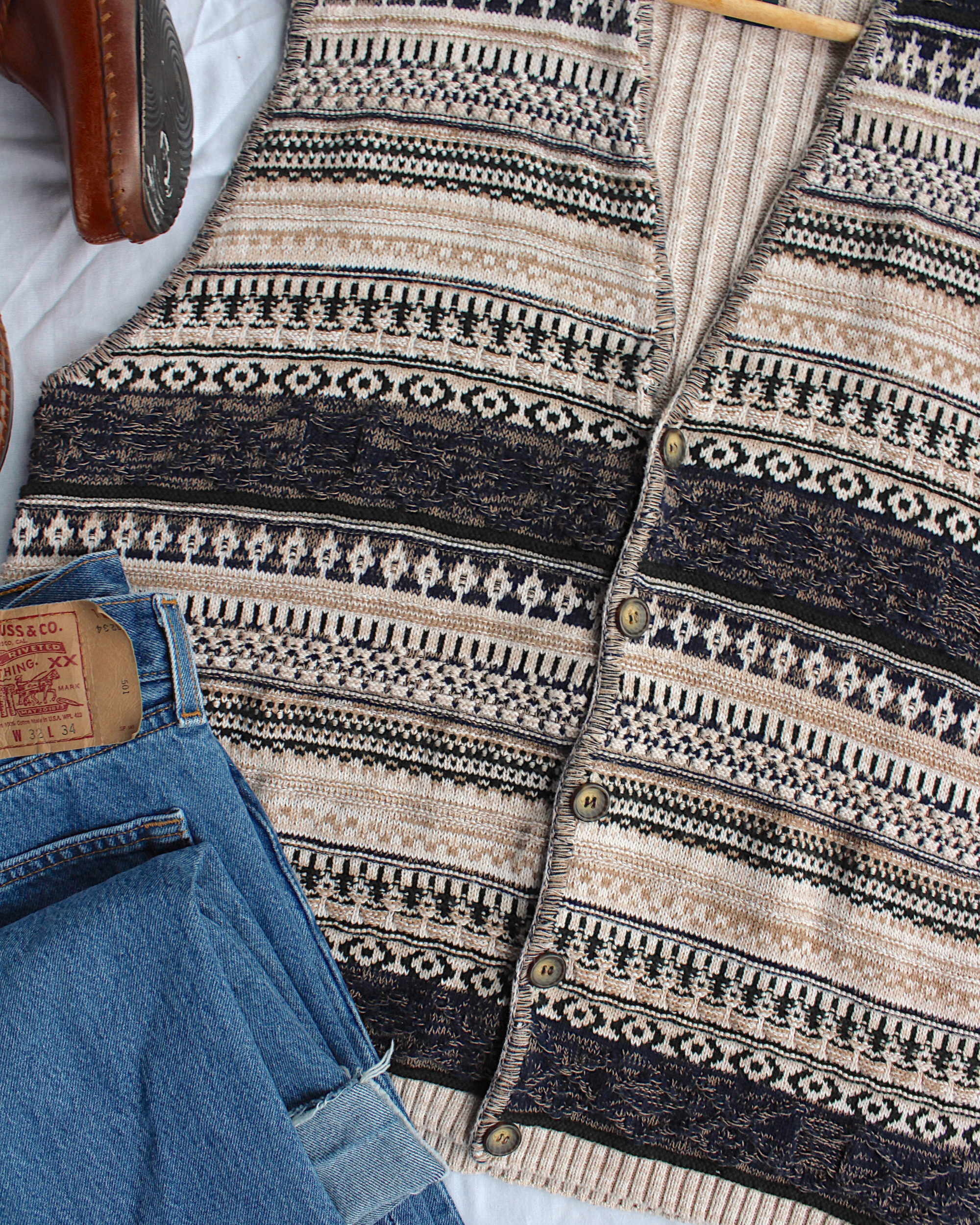 Chandler Sweater Vest - XL6.png