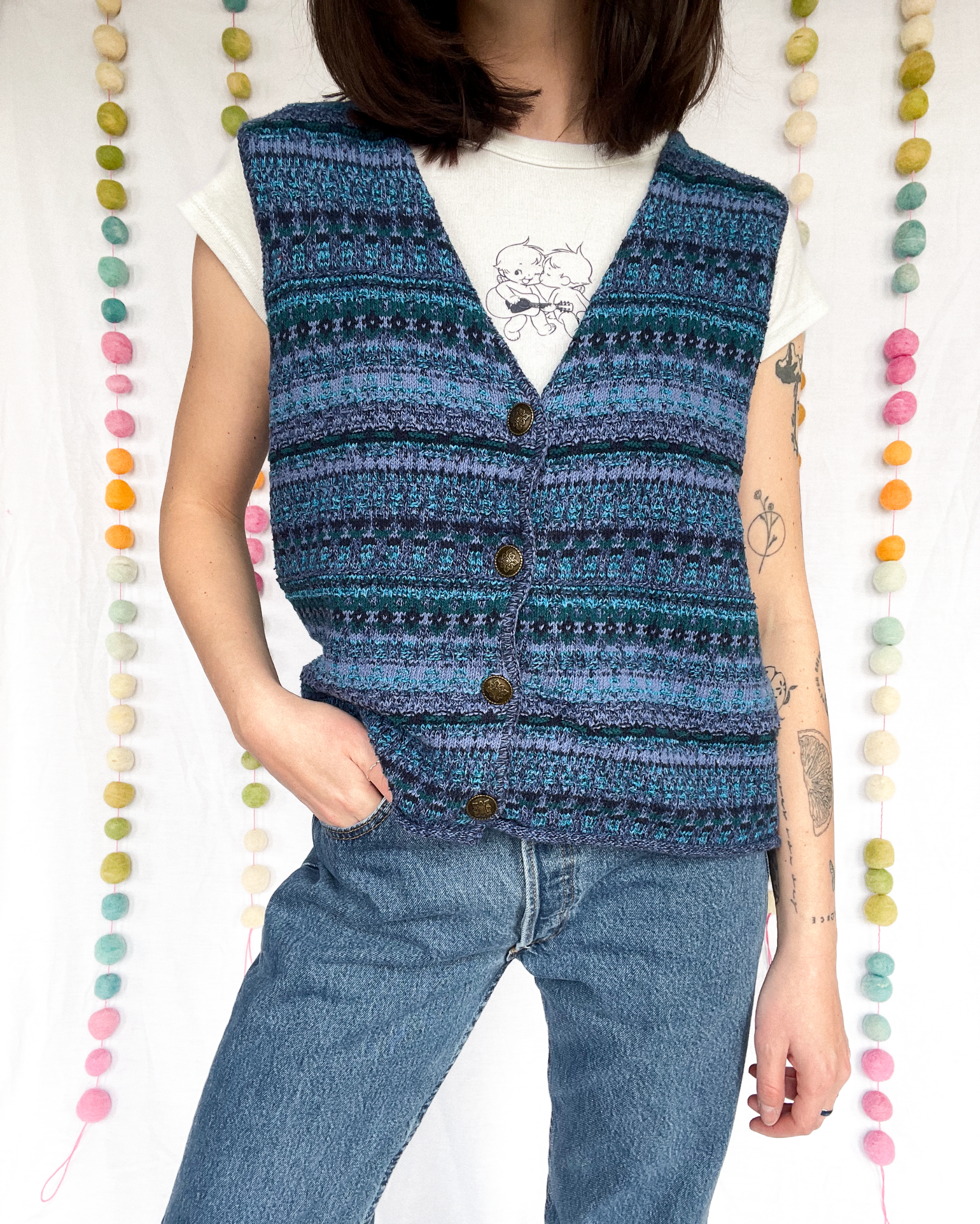 Knova Knit Pullover - Small7.png