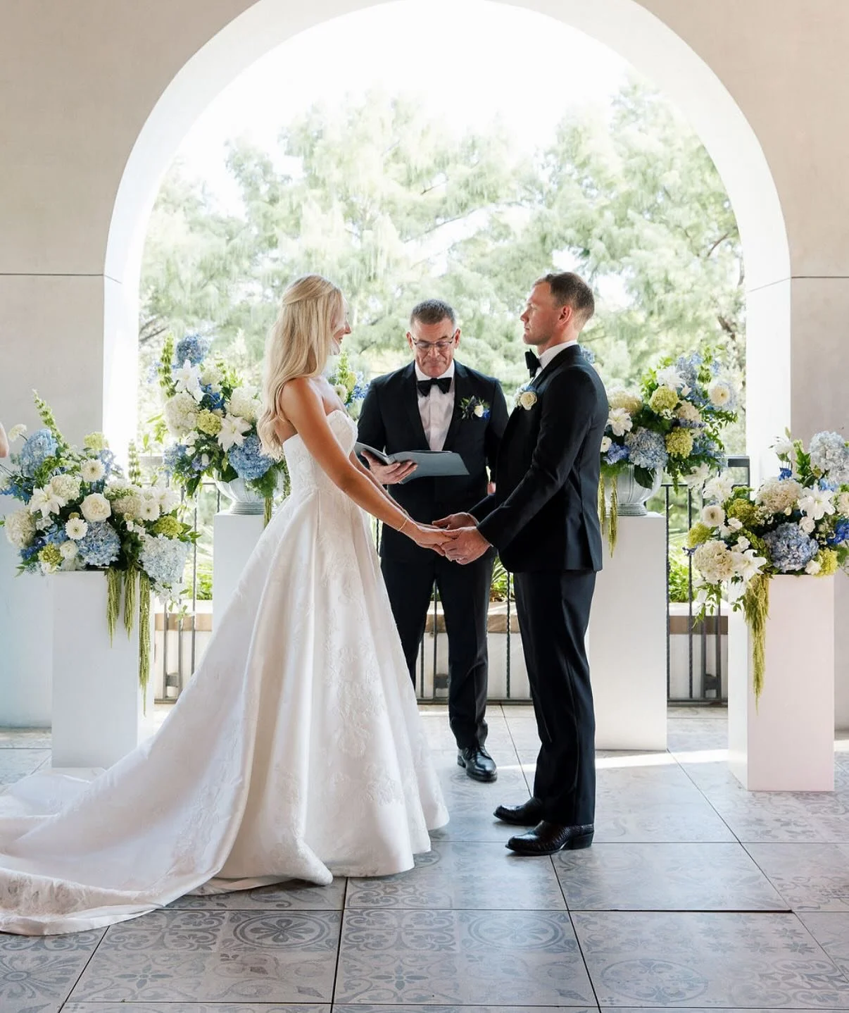 Lauren &amp; Chase🦢🫐
&bull;
&bull;
&bull;
&bull;
Vendors
Venue | @hoteldrover
Floral | @thebloomerytx
Photo |@jessicaclarkphoto
Rentals /@toptiereventrentals
Music |@emilyburak
Planner | @MaxwellandGray x @chabaybay14