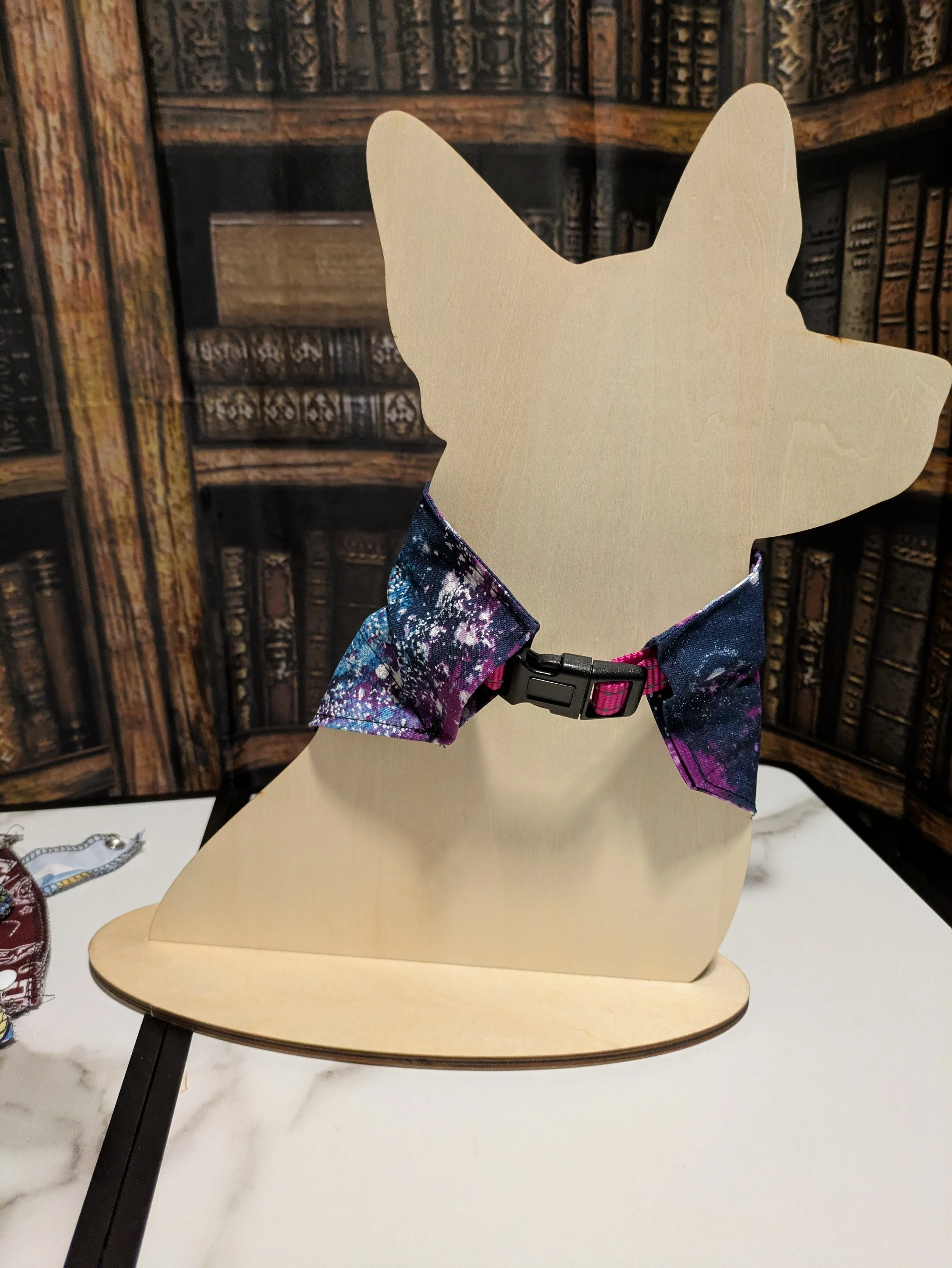 Backside of Collar bandana display, shows the bandana slipped onto a collar