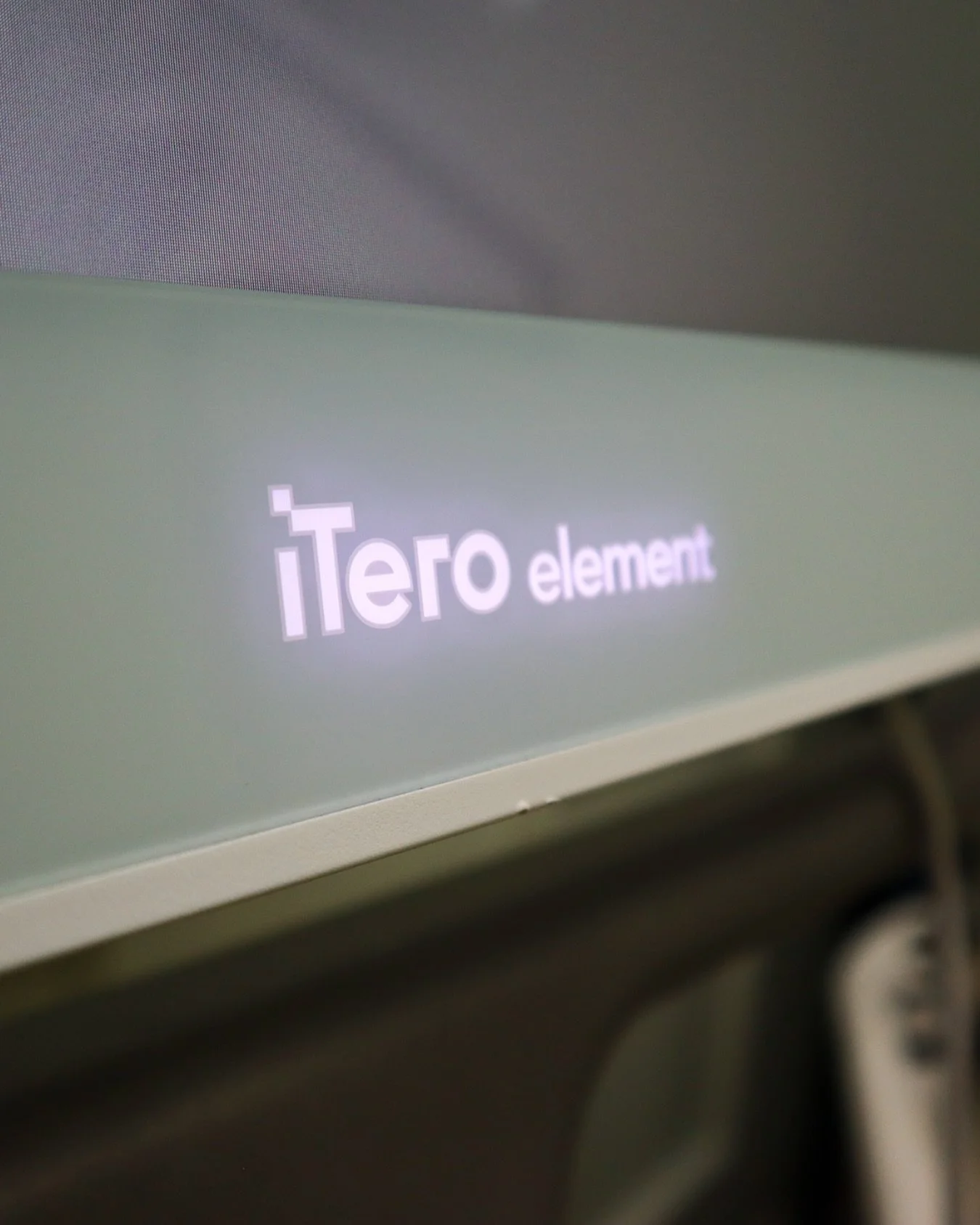 Say hello to the future of dentistry!&nbsp;

With our iTero Element scanner, messy impressions are a thing of the past. This cutting-edge technology creates fast, comfortable, and highly accurate 3D images of your teeth. This helps us plan your treat