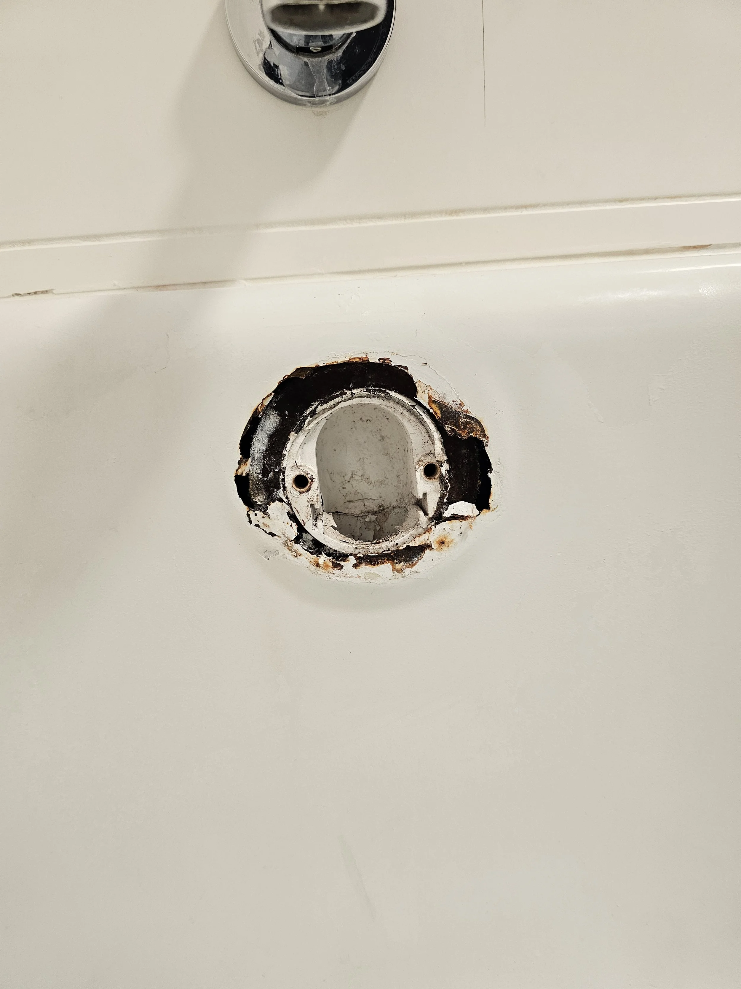 Old rotted bathtubs can be refinished as well. We can patch holes, cracks, breaks, almost any damage.