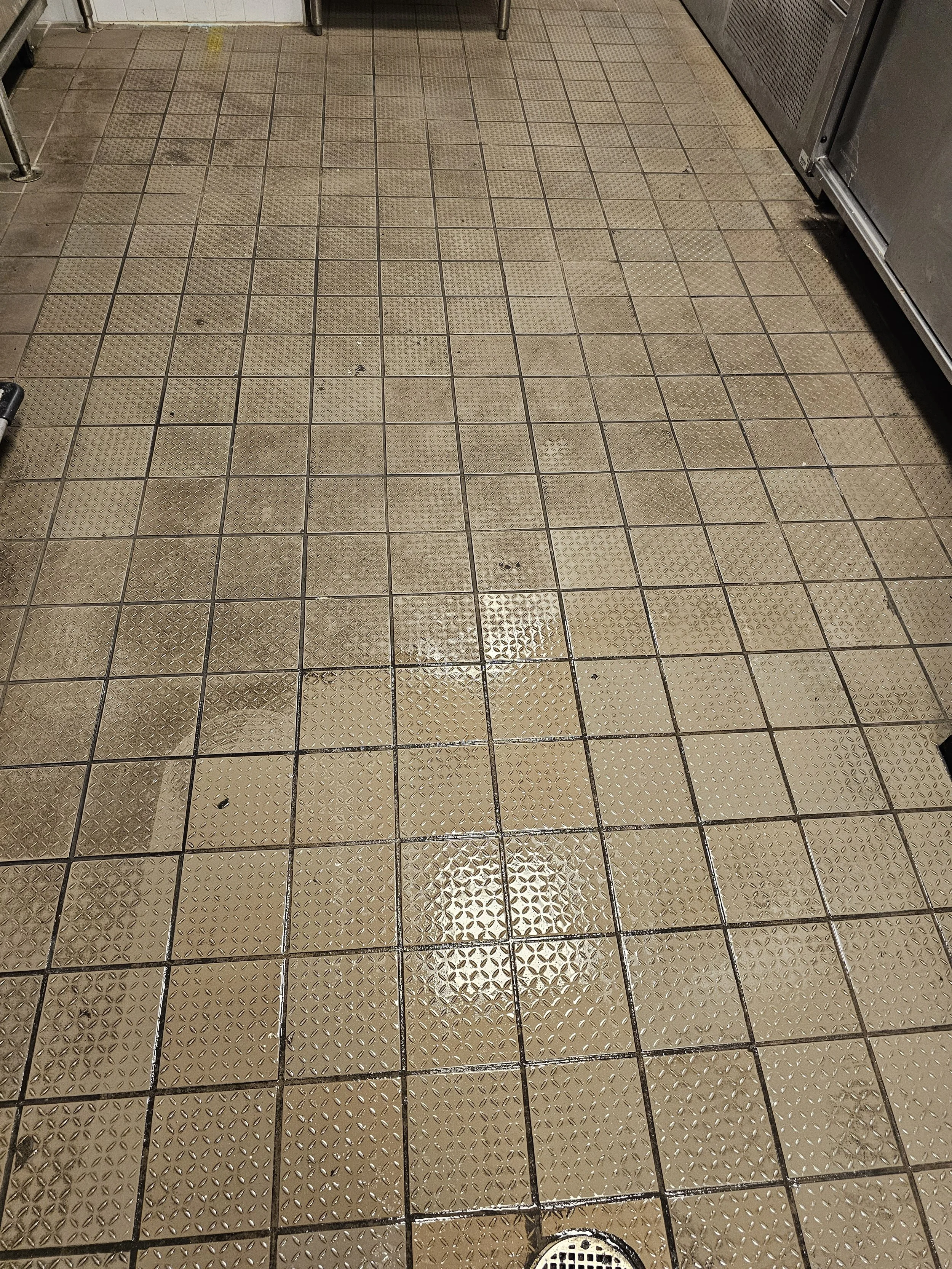 Tile and grout cleaning. Tile cleaning. Tile floor cleaning.
