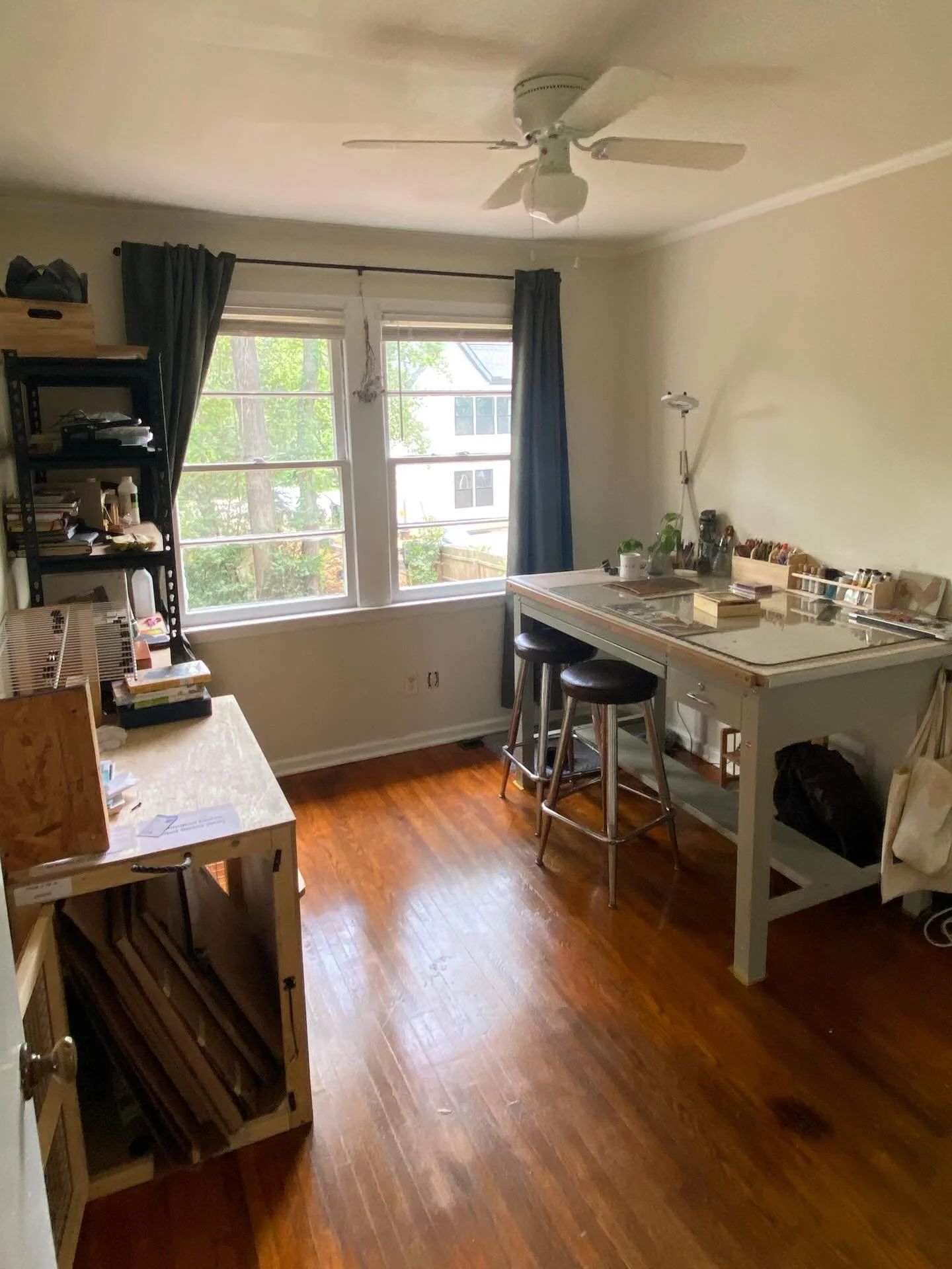Hello from Charlotte! My husband, creatures, and I have finally settled in to our own place in Charlotte city proper. After a week of moving and a week of being sick with a nasty chest infection, broken air con, clogged sinks and more, my studio has 