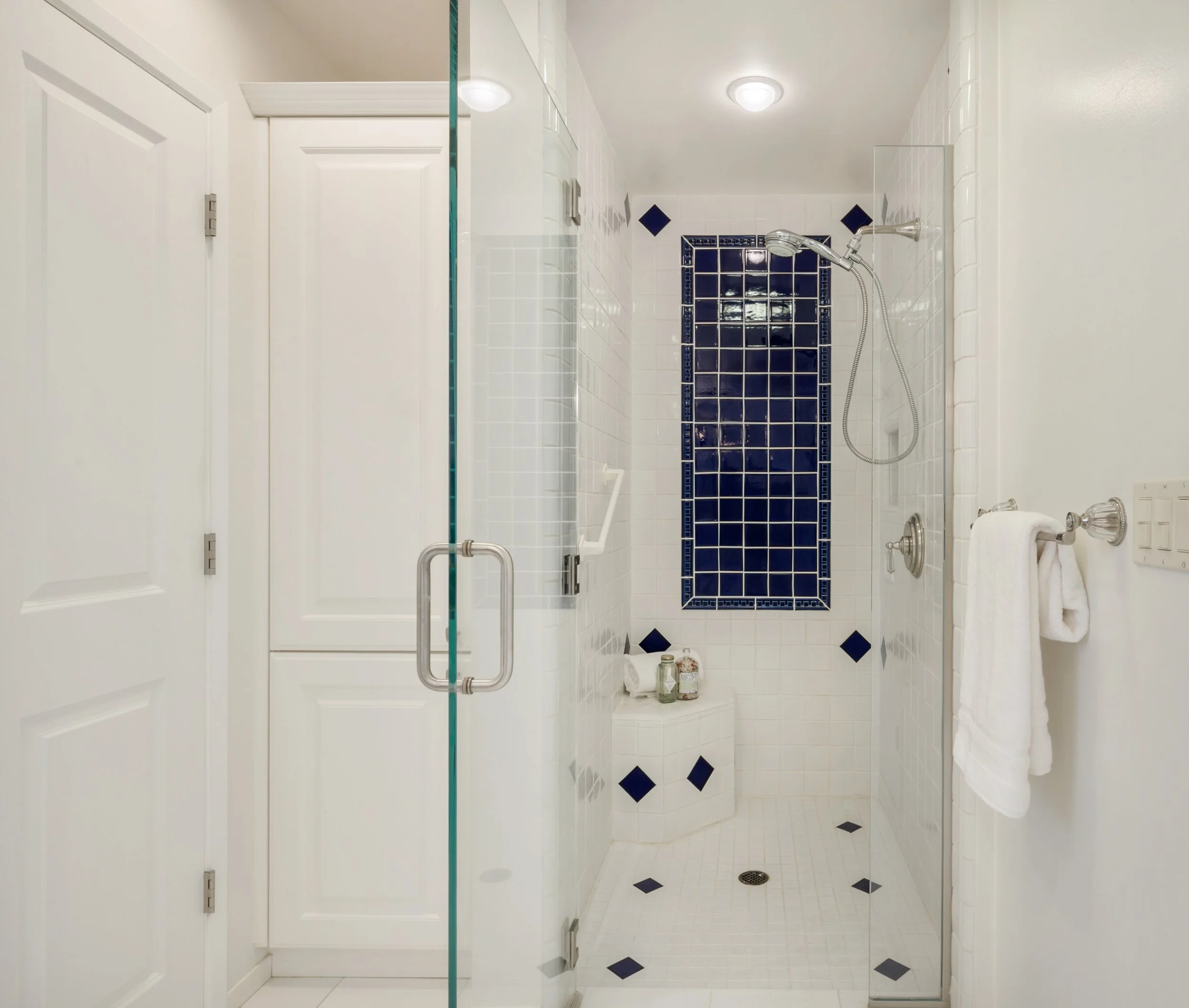 25-Amber_Matt_Anello-73-MLS.jpg