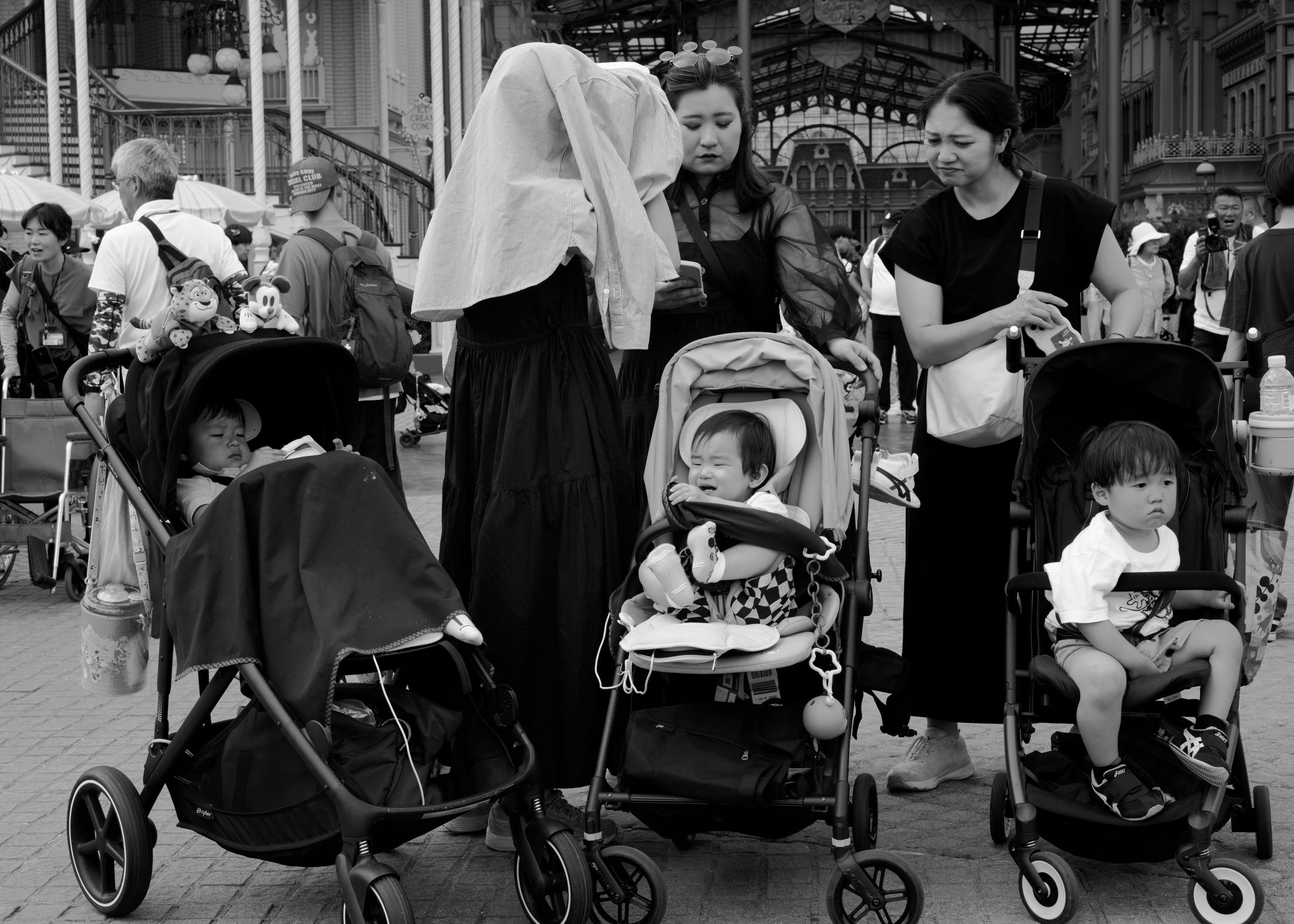 "Mothers" #3, Tokyo Disneyland, 2026