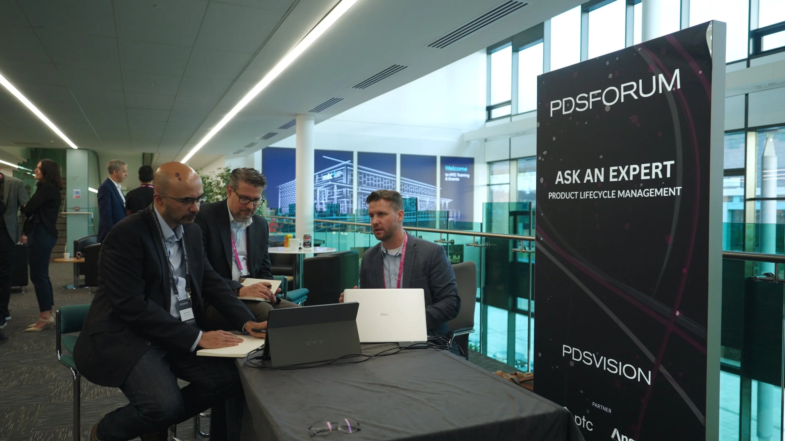 Still 2025-11-30 131618_2.6.1.jpg