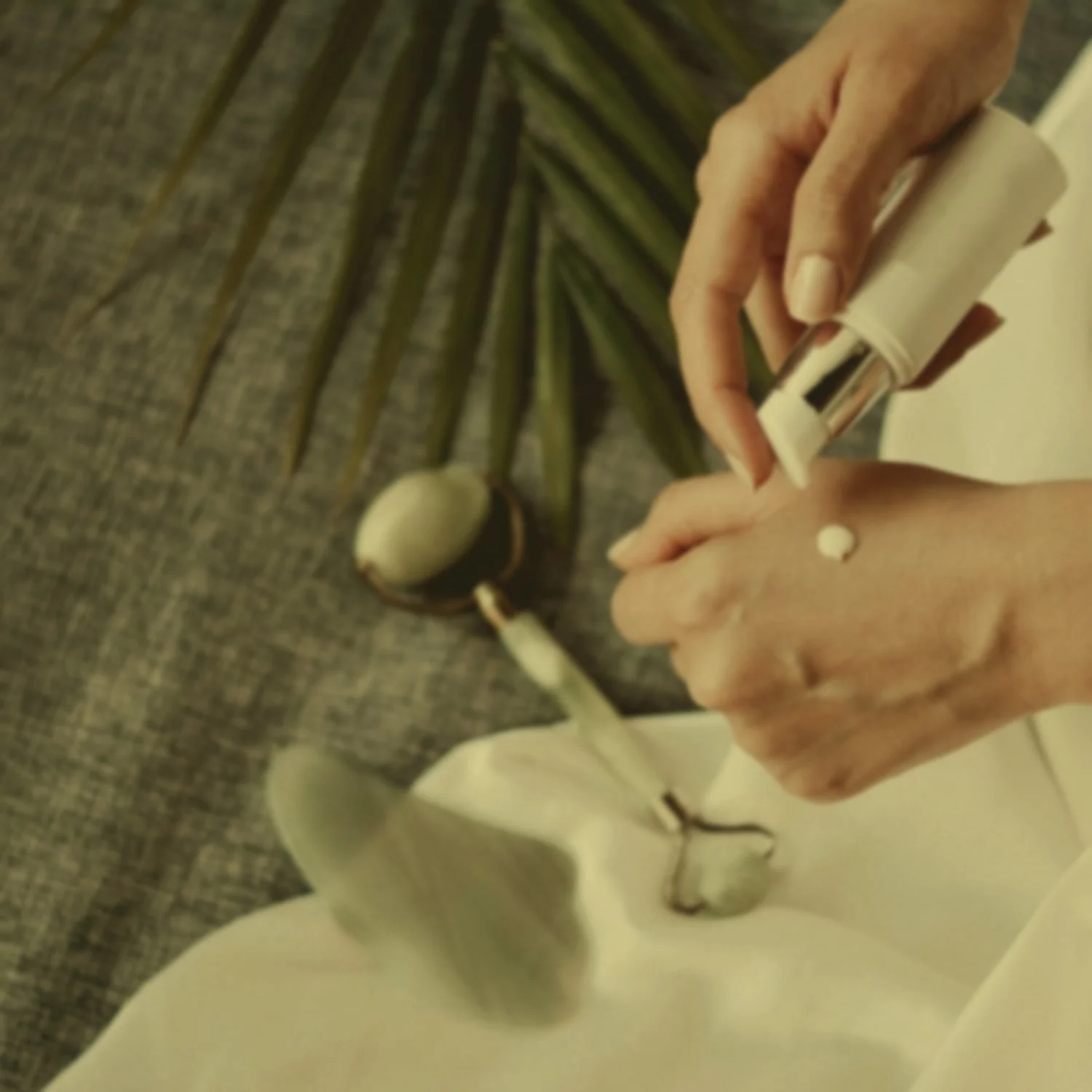 Dermatologist vs Influencer Skincare in Singapore: Whose Recommendation Actually Gets Bought?