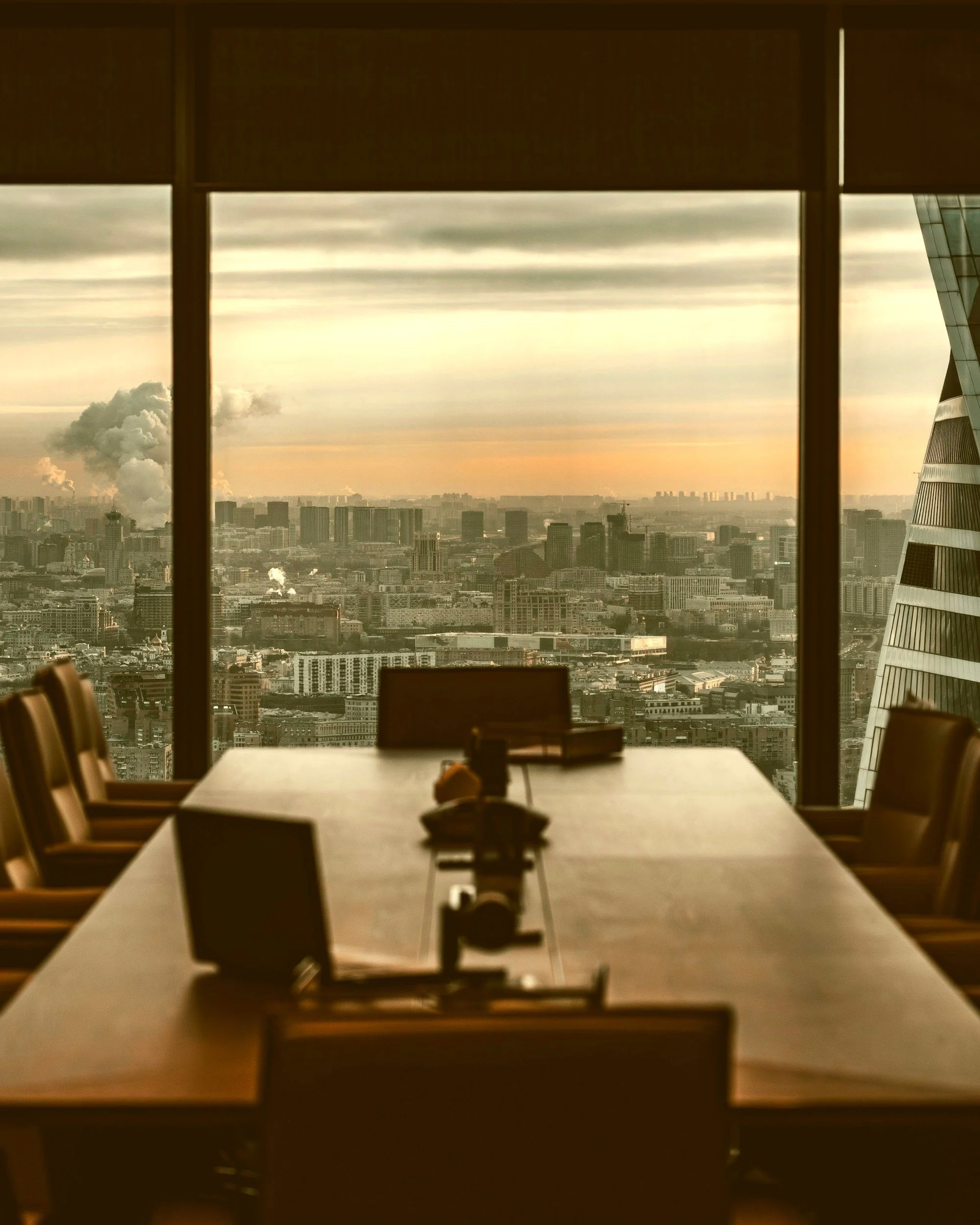 B2B Market Research Agency in Singapore: How to Reach Decision-Makers Who Never Answer Surveys