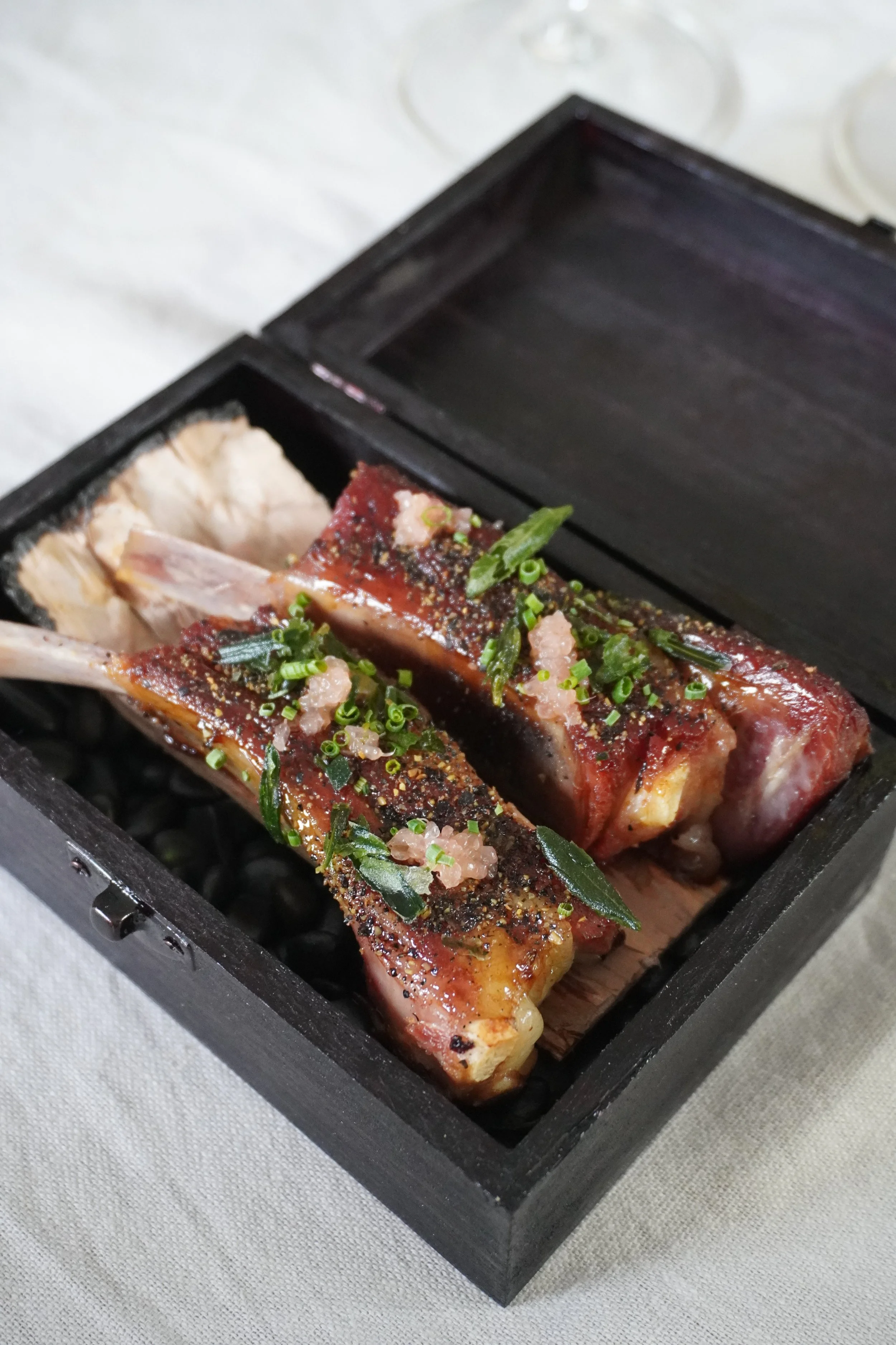 Catering in Melbourne with roaming trays of gourmet bites.