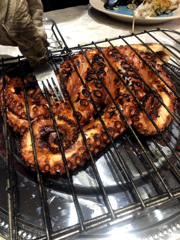 Polpo auf dem Grillrost