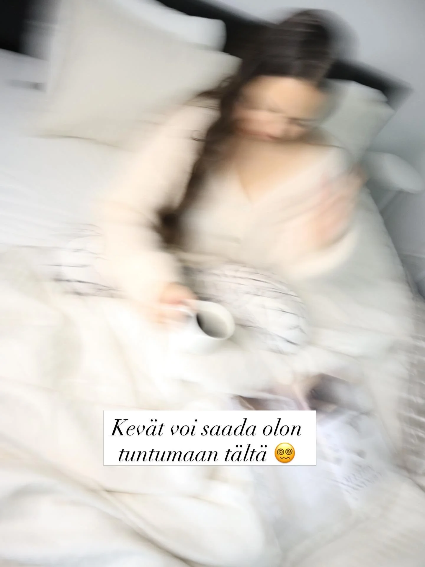 Kev&auml;t voi saada olon tuntumaan kuten kuvassa. 👆🏼

Lis&auml;&auml;ntyv&auml; valo saa mielen virkistym&auml;&auml;n, ja tekisi mieli jatkuvasti olla menossa. Ja usein hoidettavien asioiden m&auml;&auml;r&auml; lis&auml;&auml;ntyy, etenkin lapsi