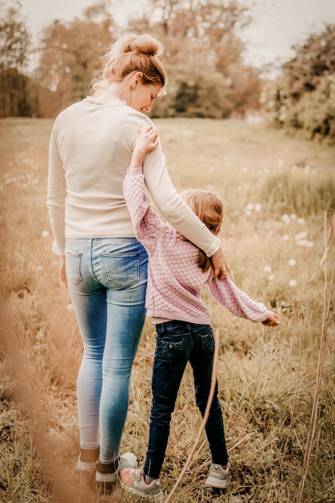 Familienfotografie+Fotografie+Familienshooting+Fotografin+Familie+Braunschweig+Wolfenbüttel+Vechelde+Peine+Hildesheim+Niedersachsen (3 von 75).JPG