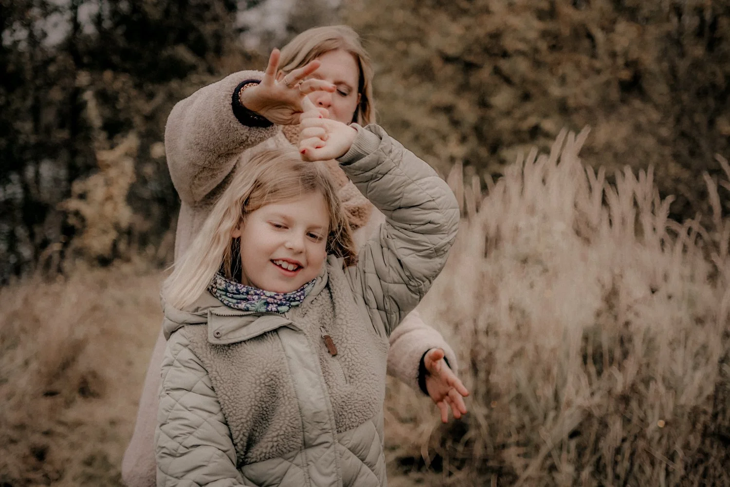 Familienfotografie+Fotografie+Familienshooting+Fotografin+Familie+Braunschweig+Wolfenbüttel+Vechelde+Peine+Hildesheim+Niedersachsen (43 von 75).JPG