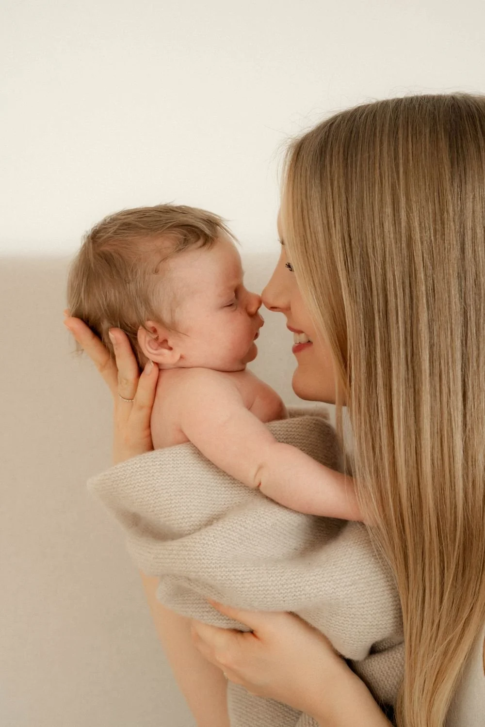 Babyfotografie+Newbornfotografie+Familienfotografie+Fotografie+Familienshooting+Fotografin+Familie+Braunschweig+Wolfenbüttel+Vechelde+Peine+Hildesheim+Niedersachsen  (14).JPG