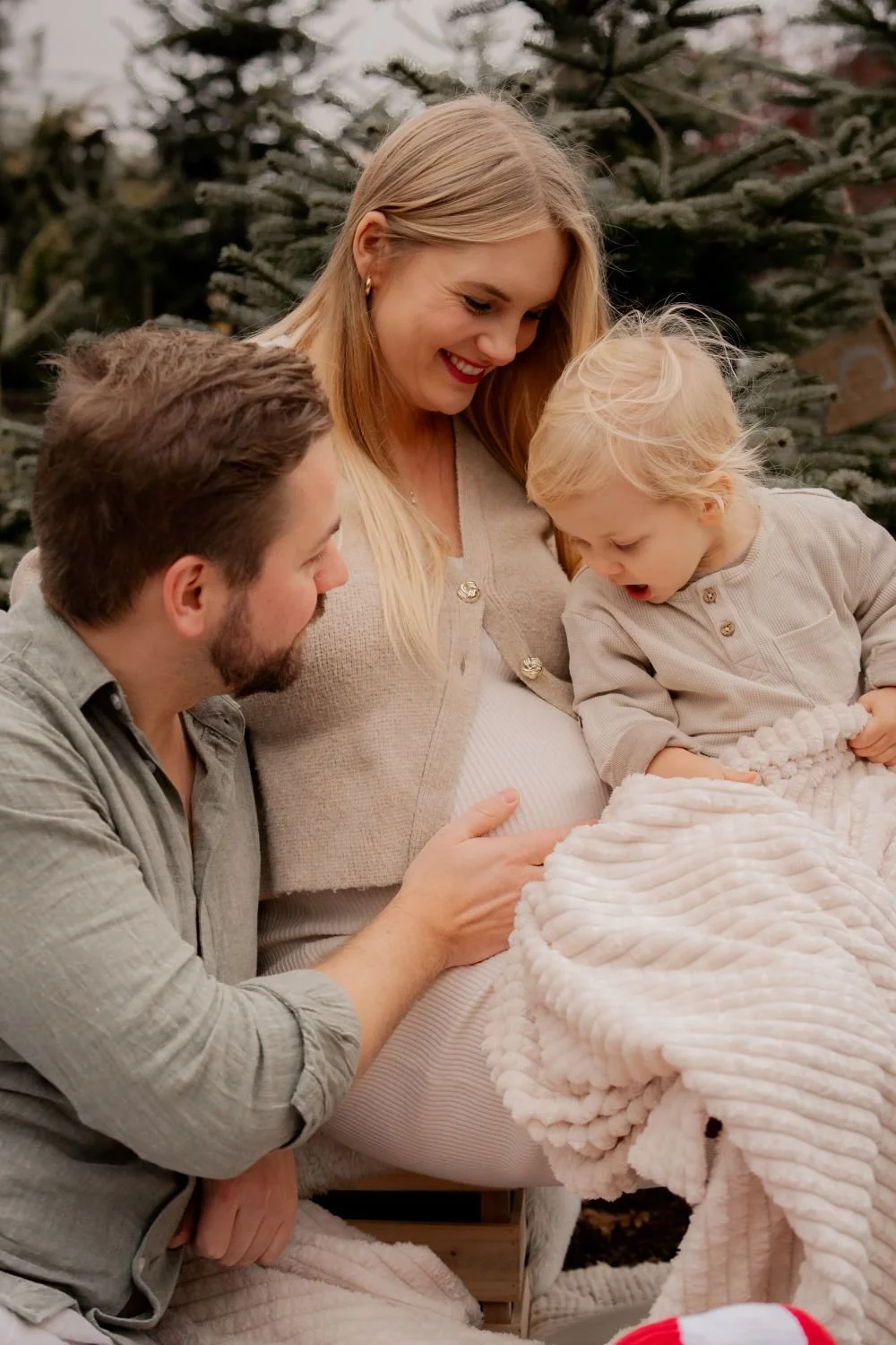 Babyfotografie+Newbornfotografie+Familienfotografie+Fotografie+Familienshooting+Fotografin+Familie+Braunschweig+Wolfenbüttel+Vechelde+Peine+Hildesheim+Niedersachsen  (5).JPG