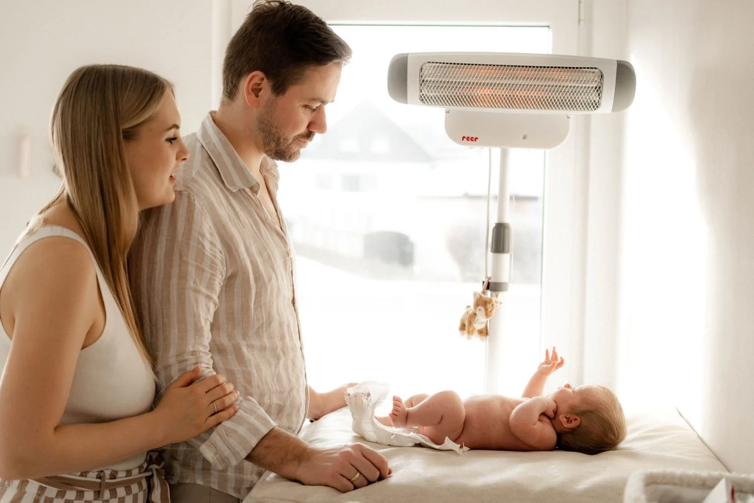 Homestory+Newbornfotografie+Familienfotografie+Fotografie+Familienshooting+Fotografin+Familie+Braunschweig+Wolfenbüttel+Vechelde+Peine+Hildesheim+Niedersachsen (2 von 13) (16).JPG