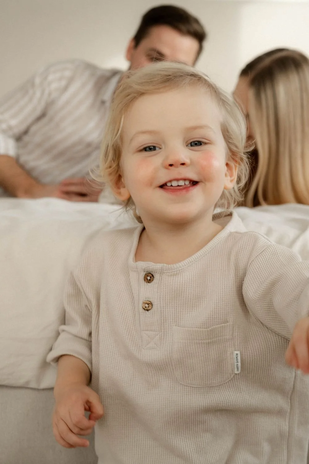 Homestory+Newbornfotografie+Familienfotografie+Fotografie+Familienshooting+Fotografin+Familie+Braunschweig+Wolfenbüttel+Vechelde+Peine+Hildesheim+Niedersachsen (2 von 13) (11).JPG