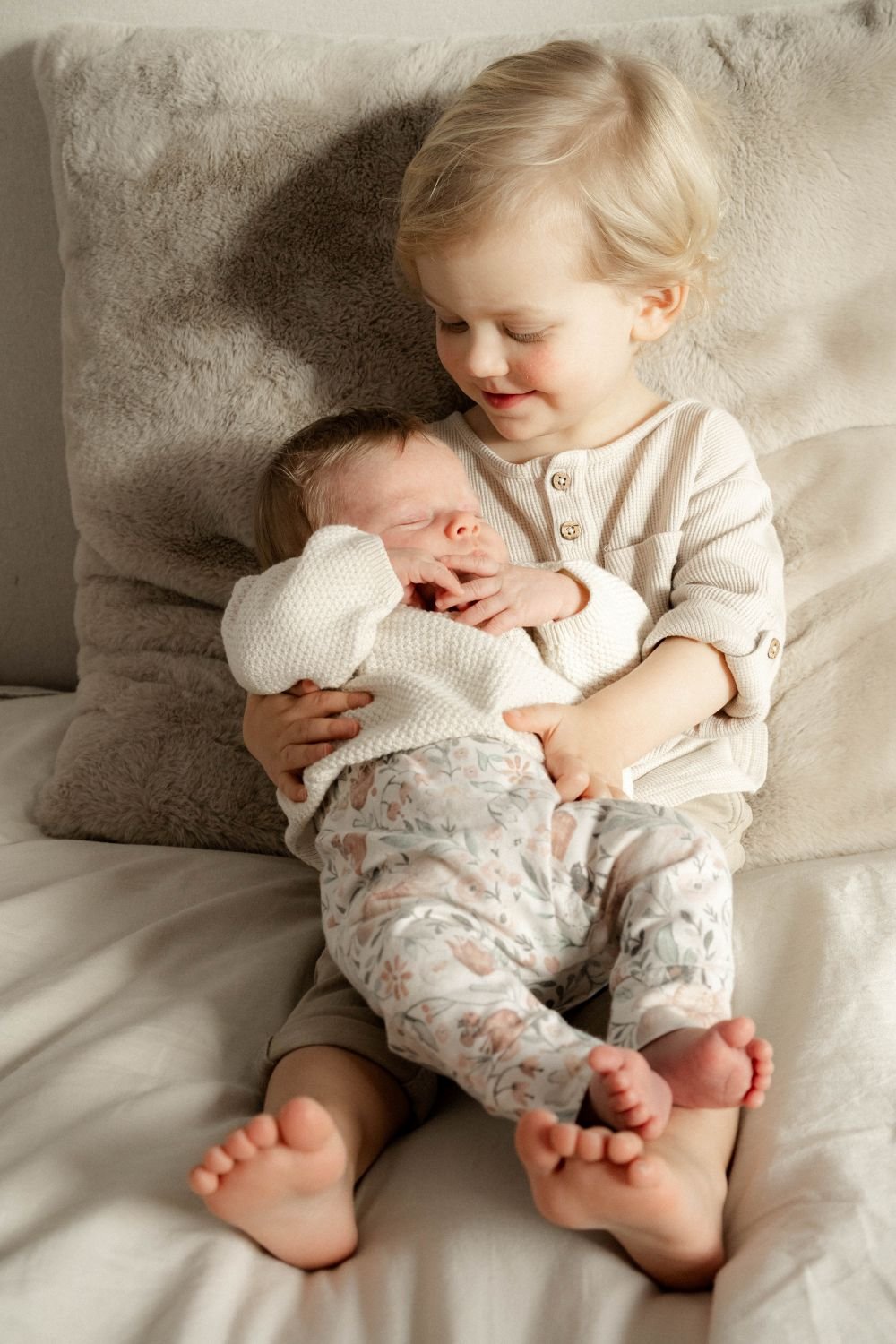 Homestory+Newbornfotografie+Familienfotografie+Fotografie+Familienshooting+Fotografin+Familie+Braunschweig+Wolfenbüttel+Vechelde+Peine+Hildesheim+Niedersachsen (2 von 13) (5).JPG