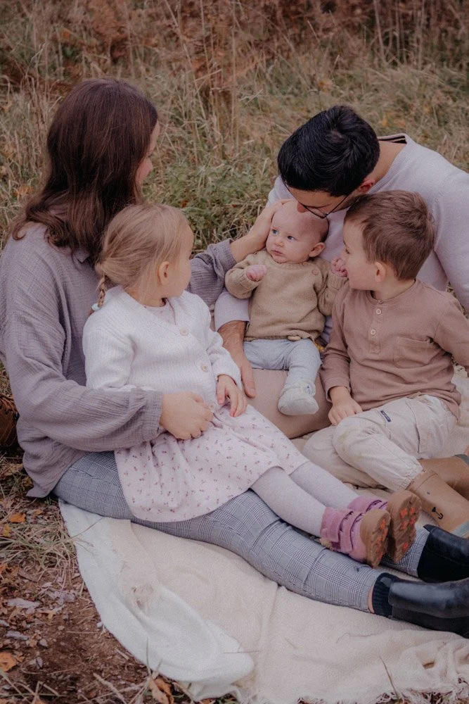 Familienfotografie+Familienfotografie+Fotografie+Familienshooting+Fotografin+Familie+Braunschweig+Wolfenbüttel+Vechelde+Peine+Hildesheim+Niedersachsen (33 von 52).JPG