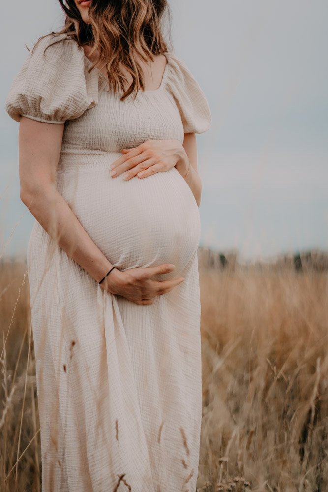 Fotografie+Babybauch+Babybauchshooting+Schwangerschaftsshooting+Braunschwei+Wolfenbüttel+Vechelde+Peine+Hildesheim+Fotografin+Niedersachsen (39 von 64).JPG