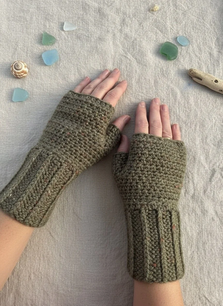 Chunky Knit Crochet Fingerless Mittens