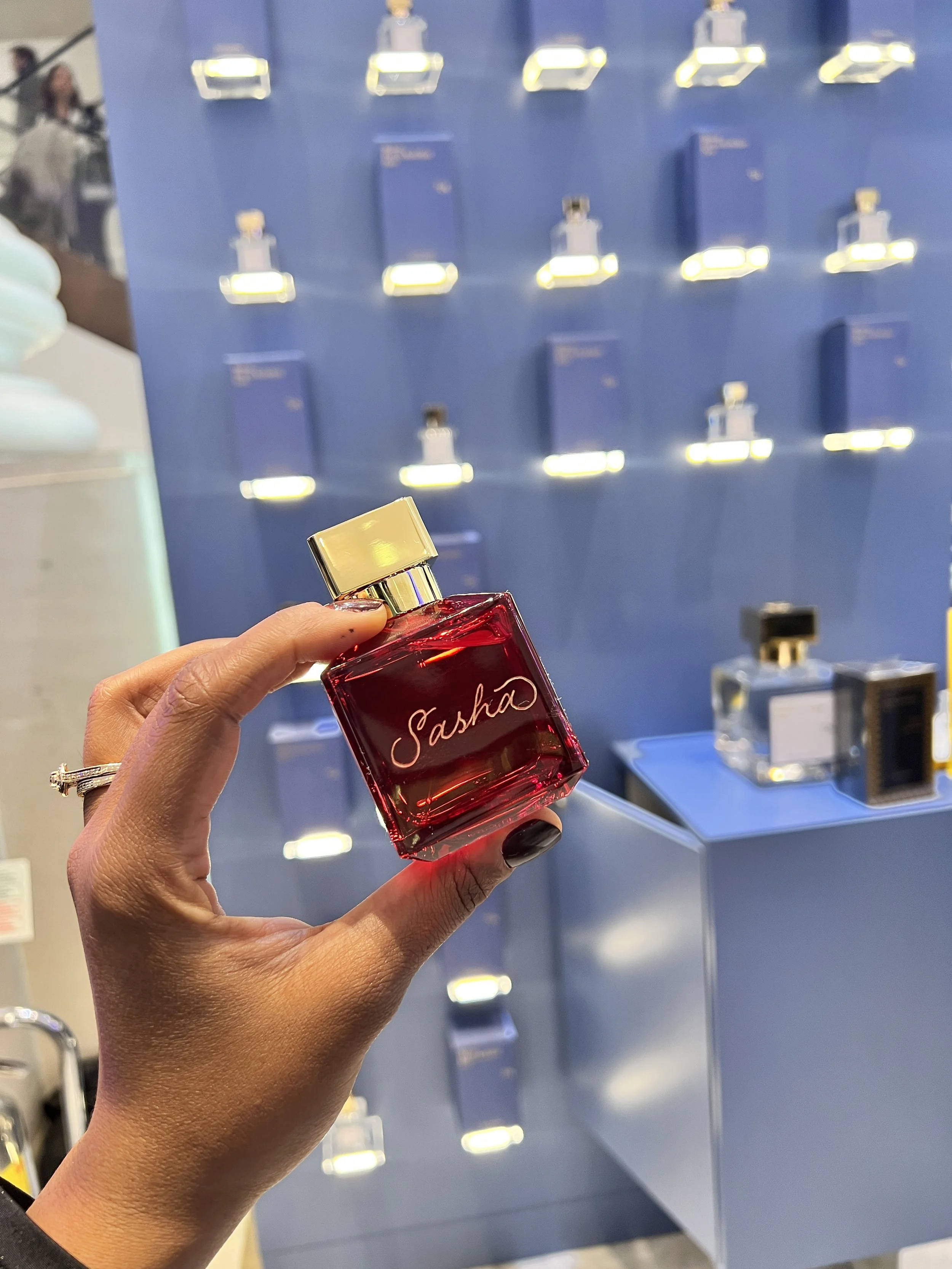 Maison Francis Kurkdjian engraving