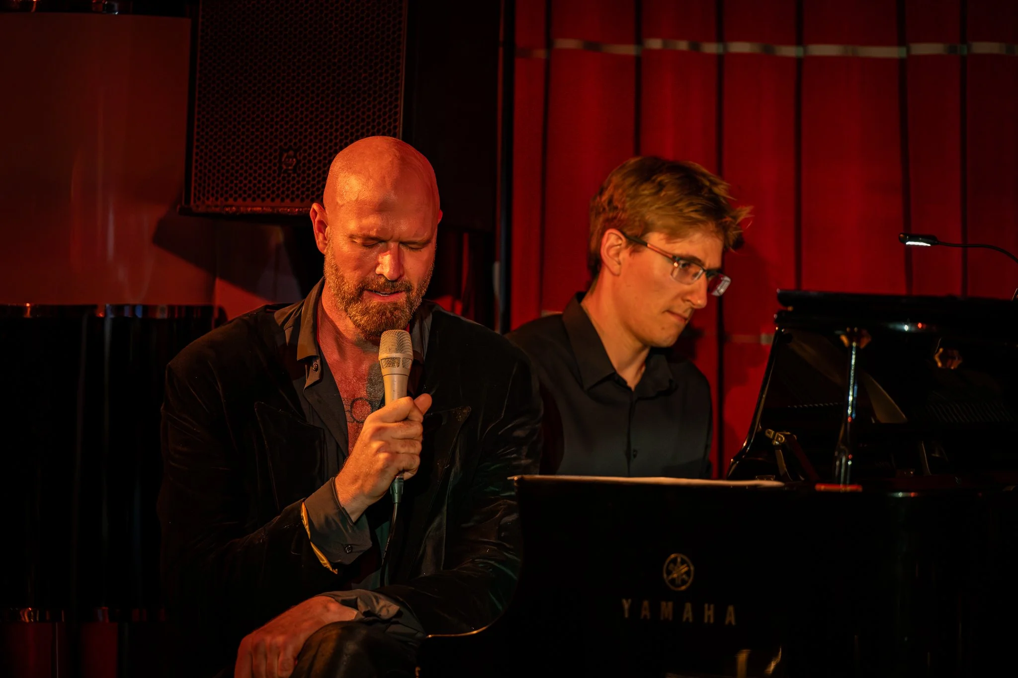 Zachary James - Crazy Coqs 