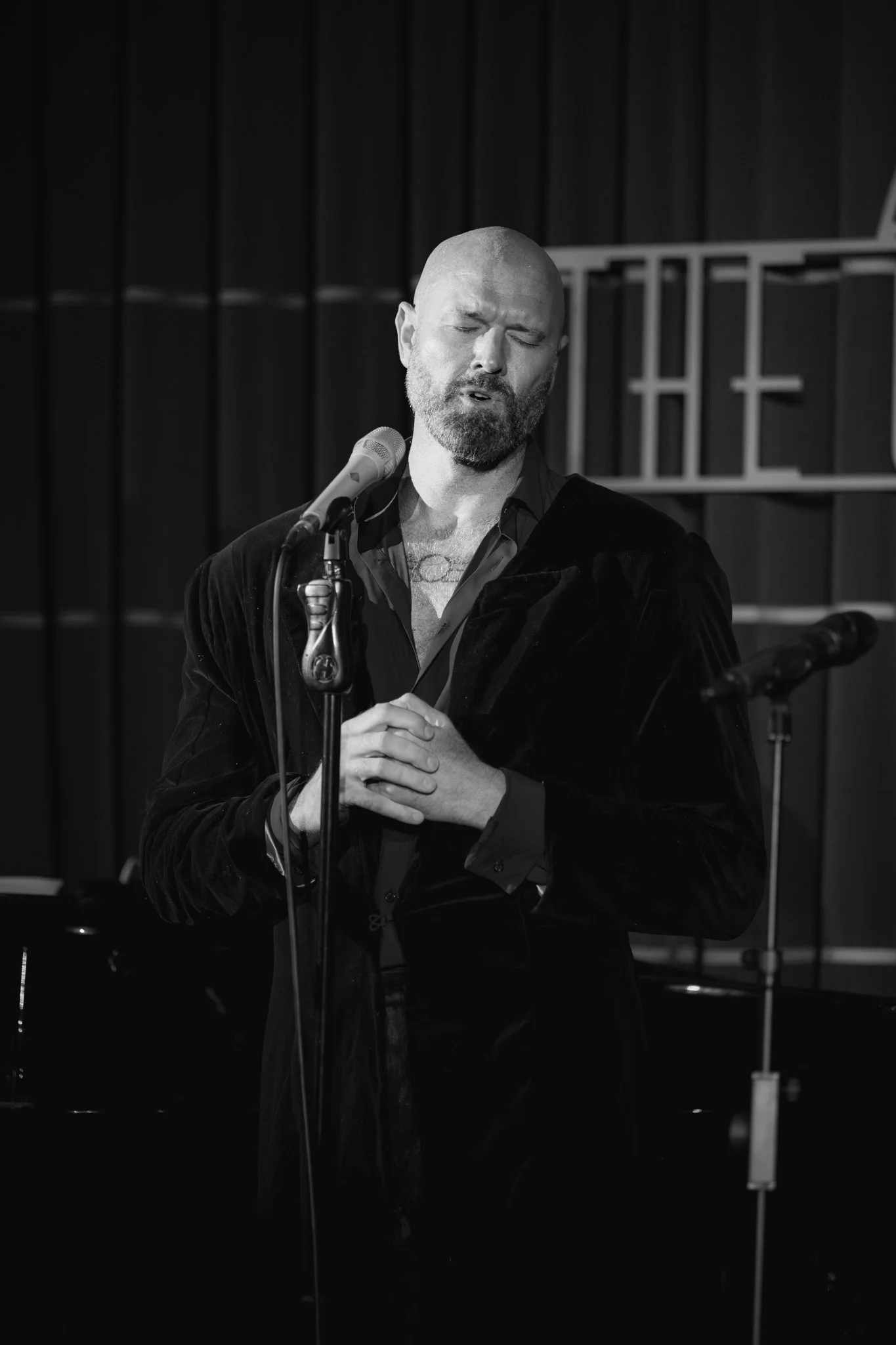 Zachary James - Crazy Coqs 