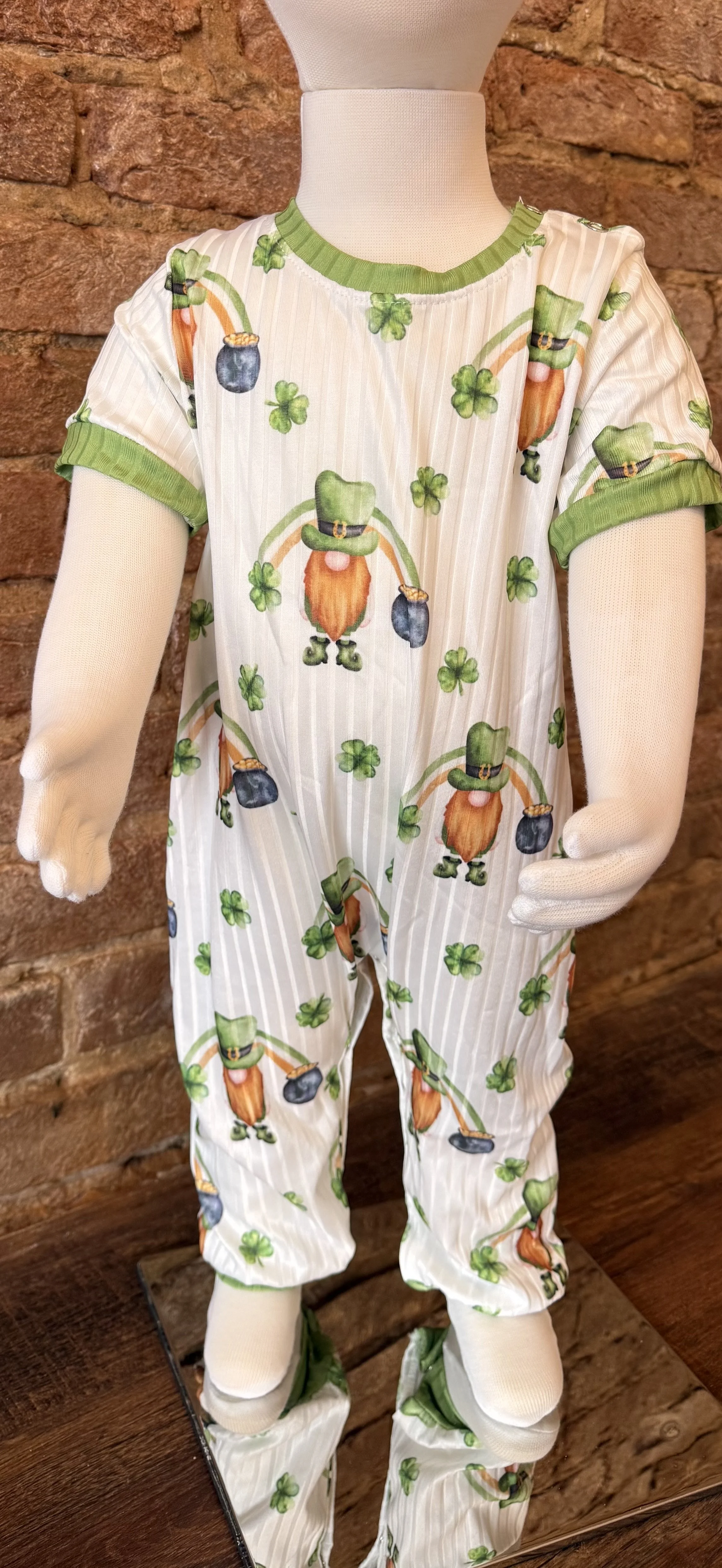 St pattys day boys romper size 12/28 month