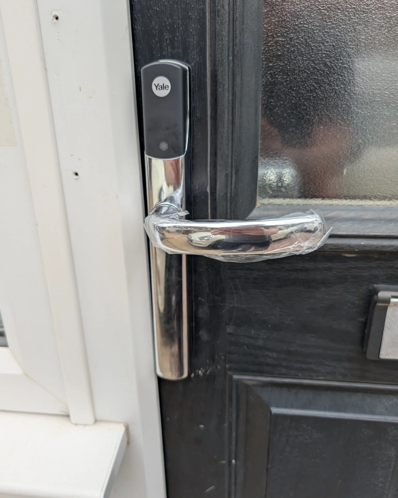 Another successfully installed Yale Conexis! If you need help installing your smart locks, give me a call on 07710625852 #locksmith #manchester
👍🏻