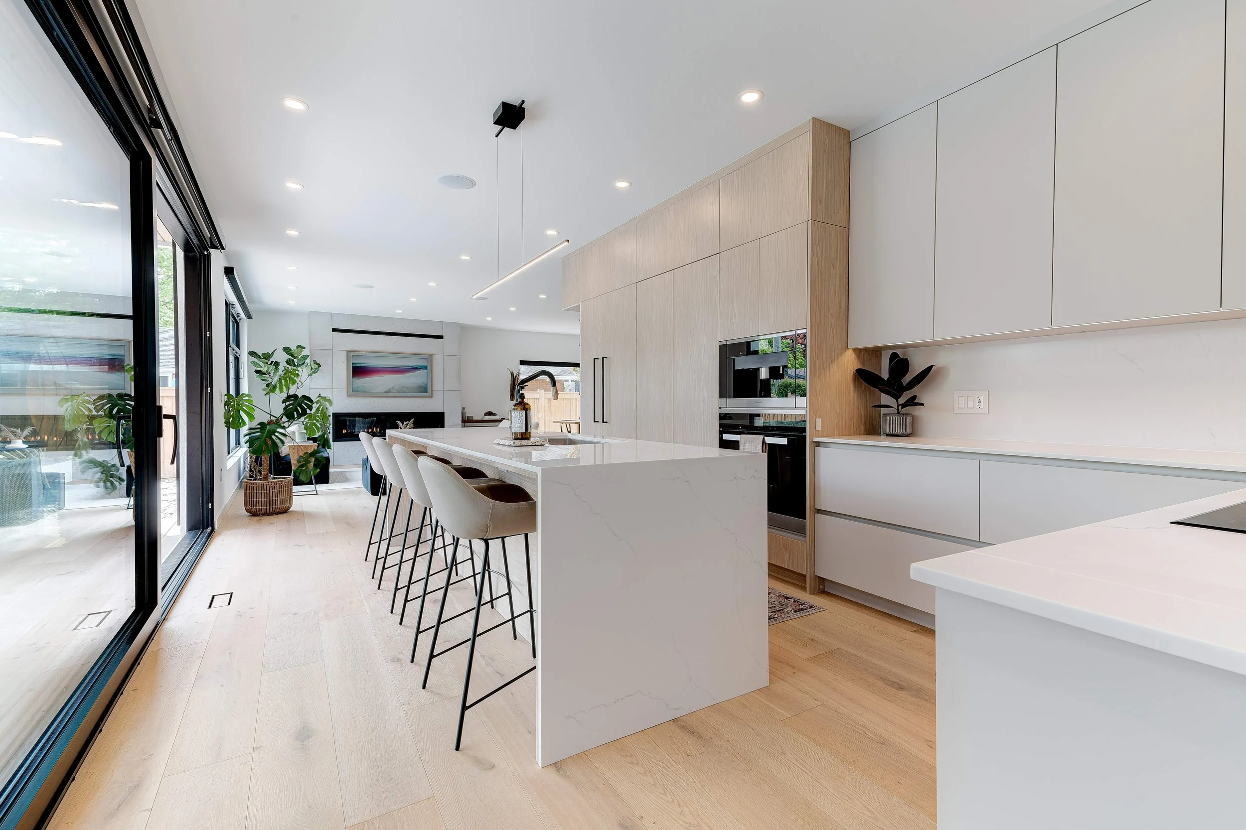 054-Main Floor-21.jpg