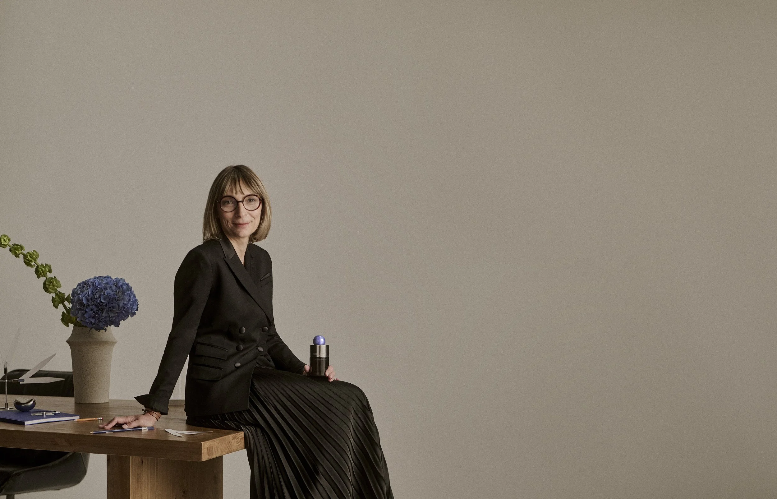 ASSET_39_PERFUME PORTRAIT_127V2upressedRGB.jpg