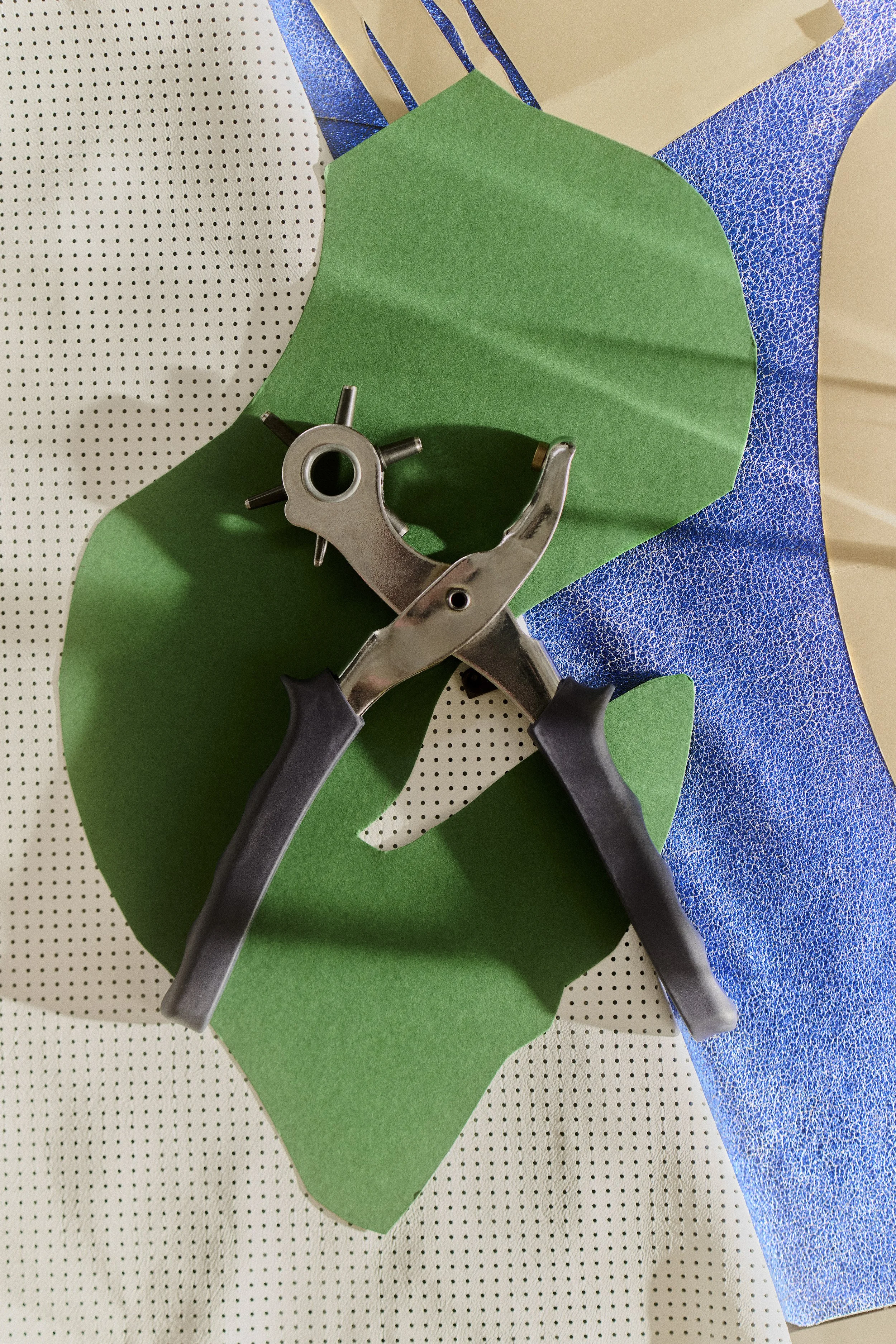 ASSET_7_TOOLS_063V1upressedRGB.jpg