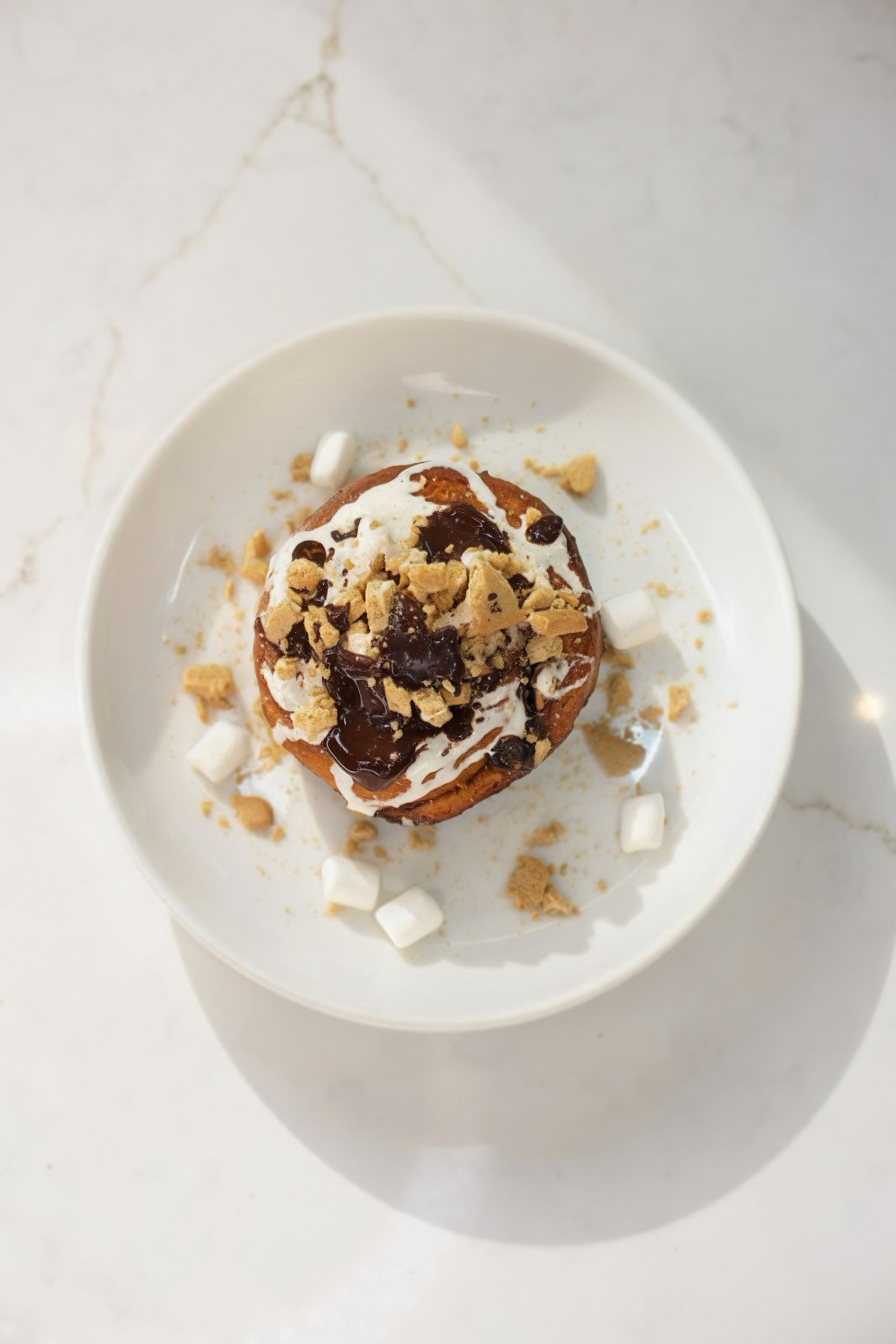 S'mores Cinnamon Roll
