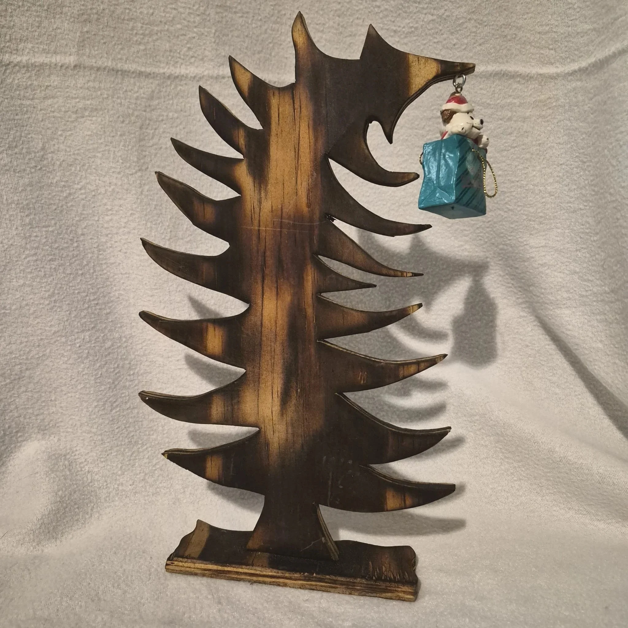 Crooked Christmas Tree w Ornament