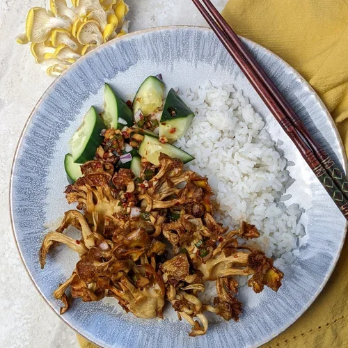Air-Fried Golden Oyster Mushrooms with Spicy Soy Dressing