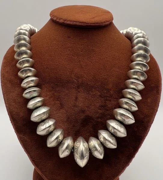 $750 - Native American Sterling Navajo Pearl Necklace