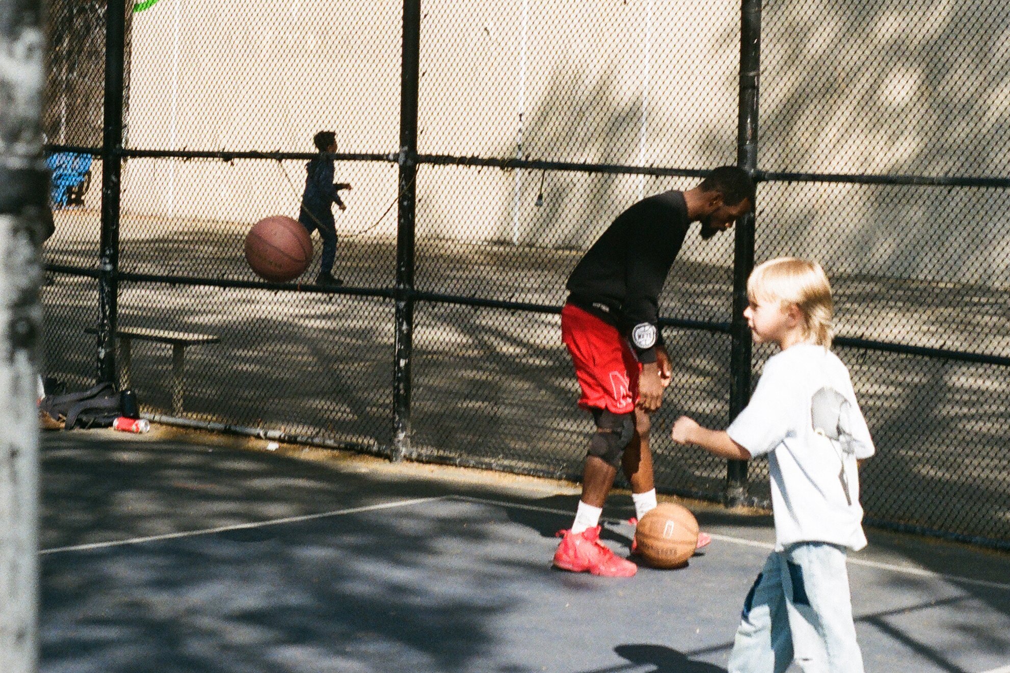 69910010-basketball.jpg