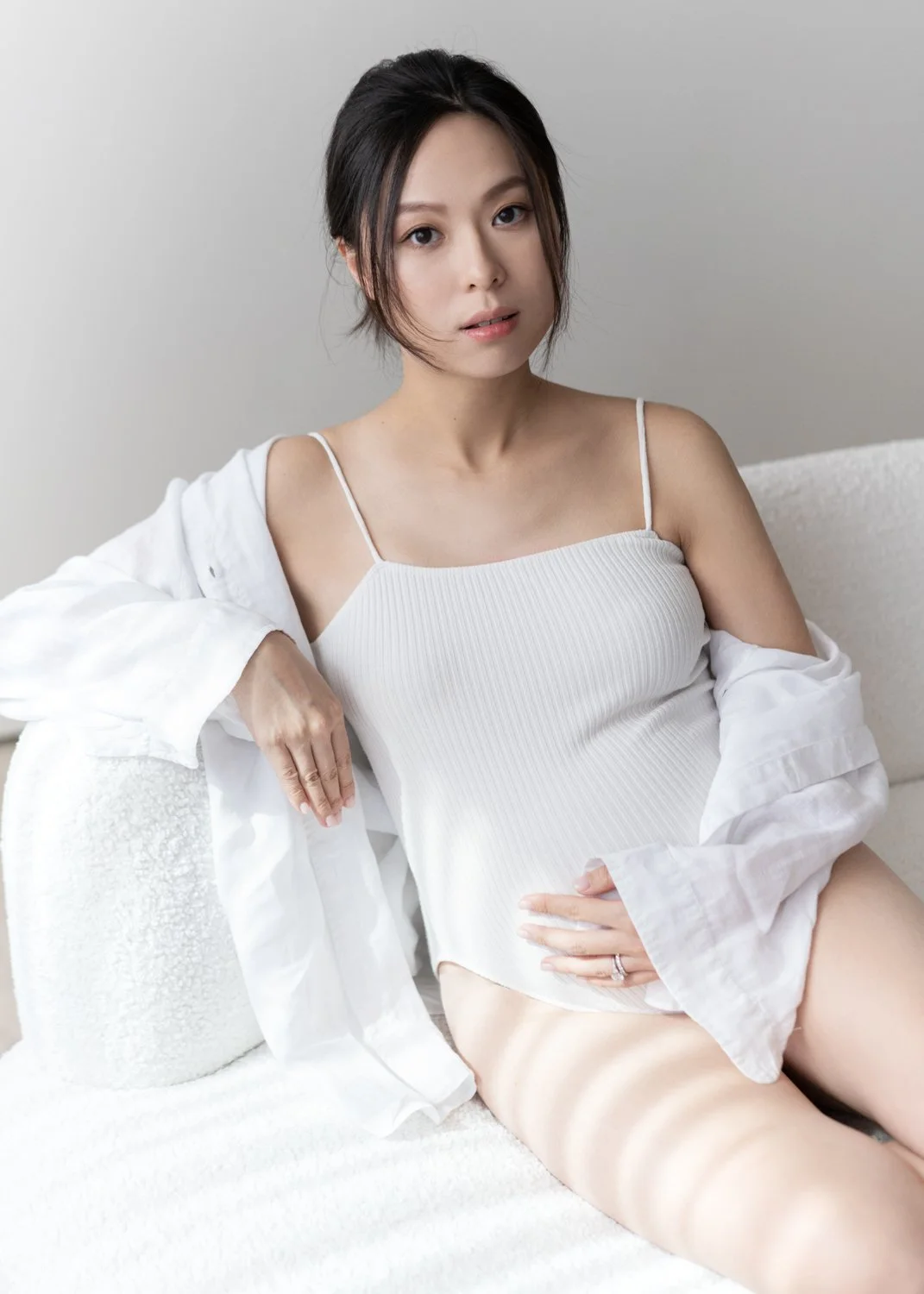 Timeless fashion editorial maternity portrait photographed by Kay Lai Studio in Hong Kong, capturing elegant and sophisticated motherhood moments.