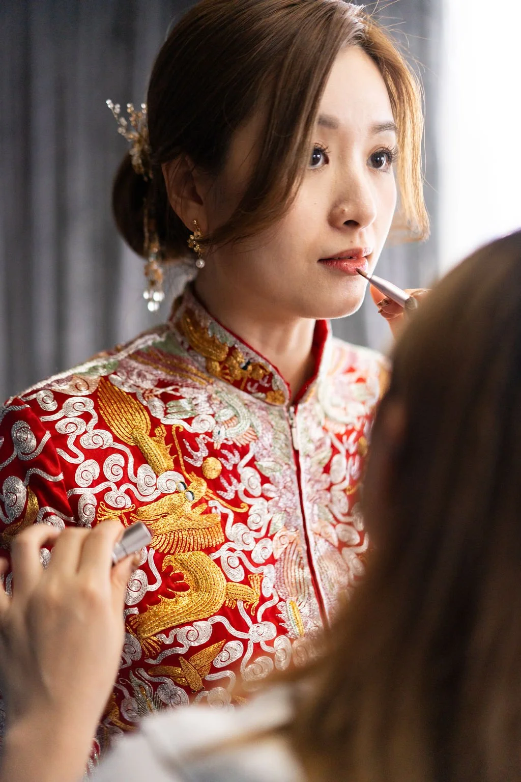 Timeless fashion editorial style wedding day photography photographed by Kay Lai Studio in Hong Kong. 香港Kay Lai Studio時尚風格婚禮攝影。