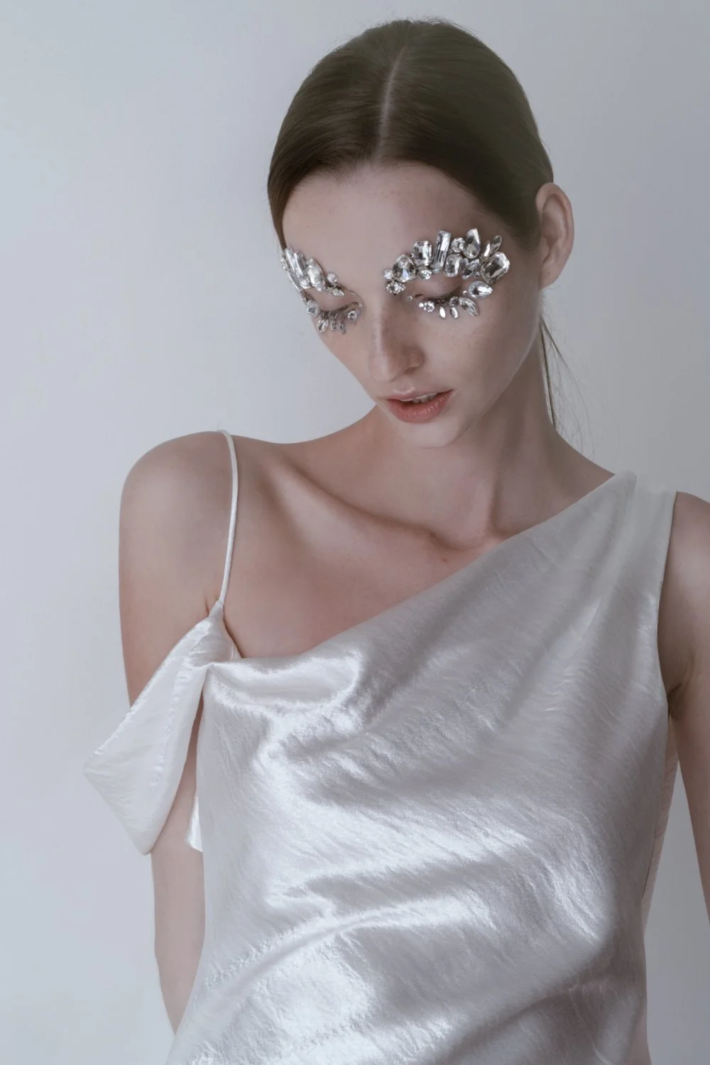 Timeless fashion editorial bridal portrait photographed by Kay Lai Studio in Hong Kong.