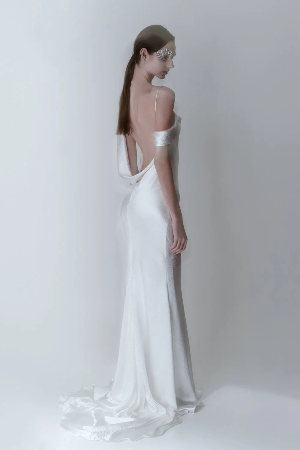 Timeless fashion editorial bridal portrait photographed by Kay Lai Studio in Hong Kong.