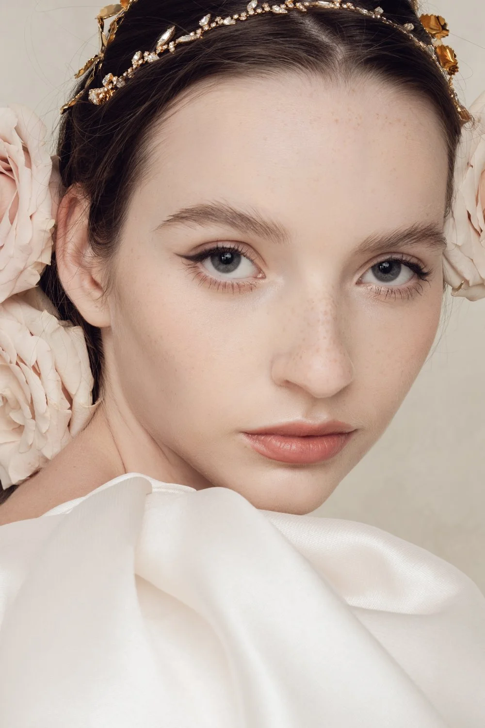 Timeless fashion editorial bridal portrait photographed by Kay Lai Studio in Hong Kong.